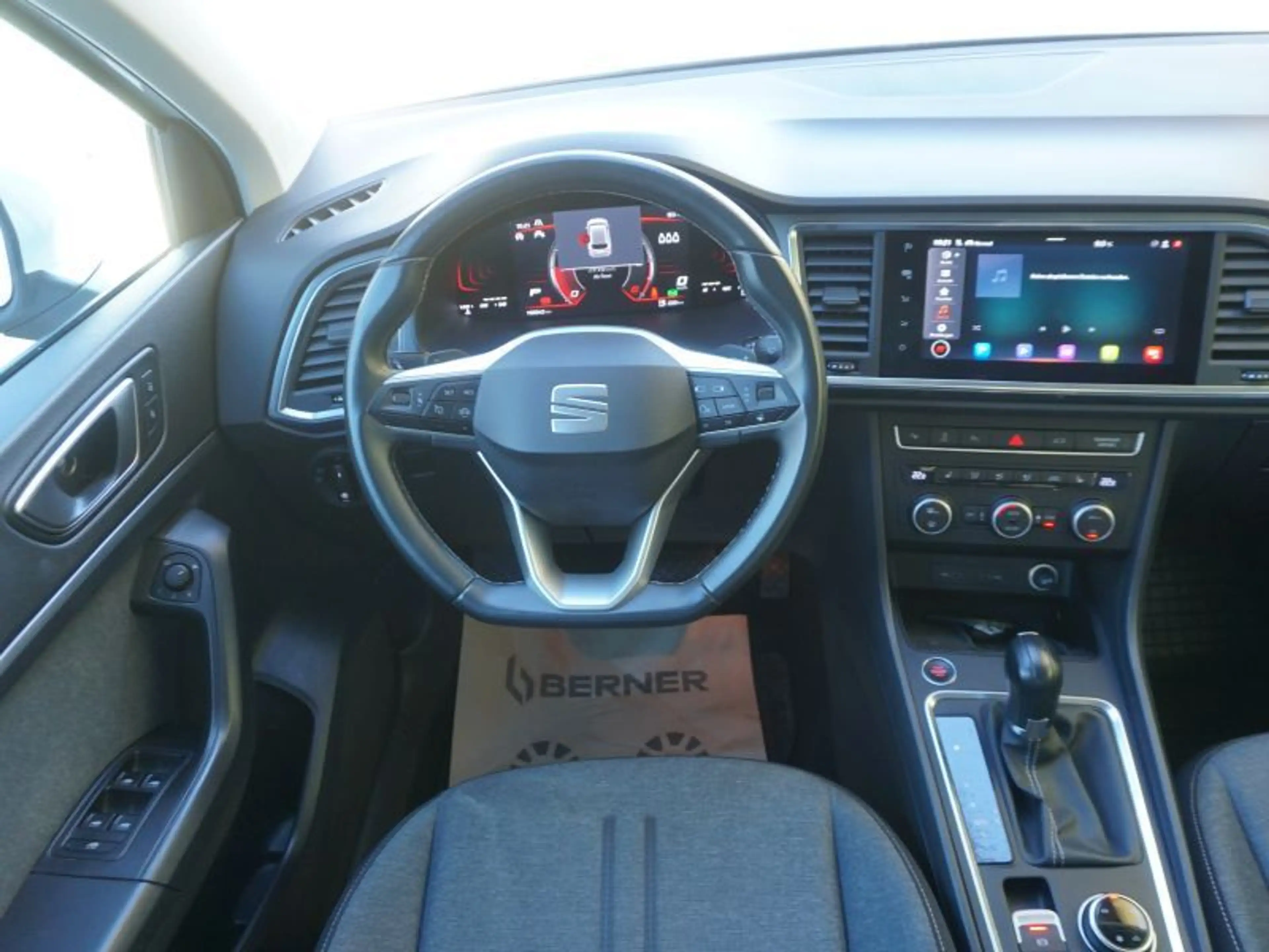 SEAT Ateca 2,0 Style 4WD TDI DSG *ALLRAD+VIRTUAL+LED* — photo 9