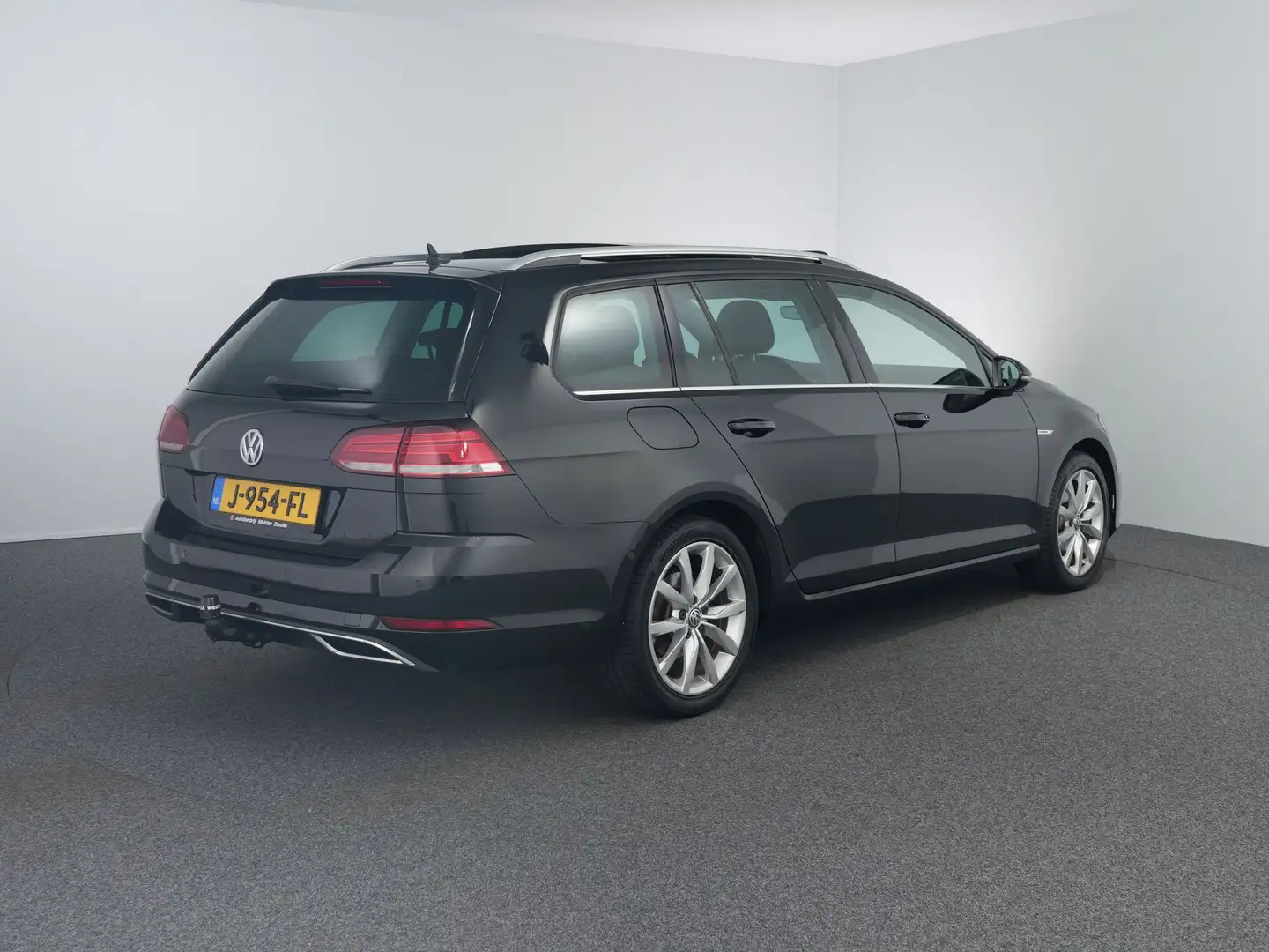 Volkswagen Golf Variant 1.5 TSI Highline | Dynaudio | Pano | Massage | Tre Noir - 2