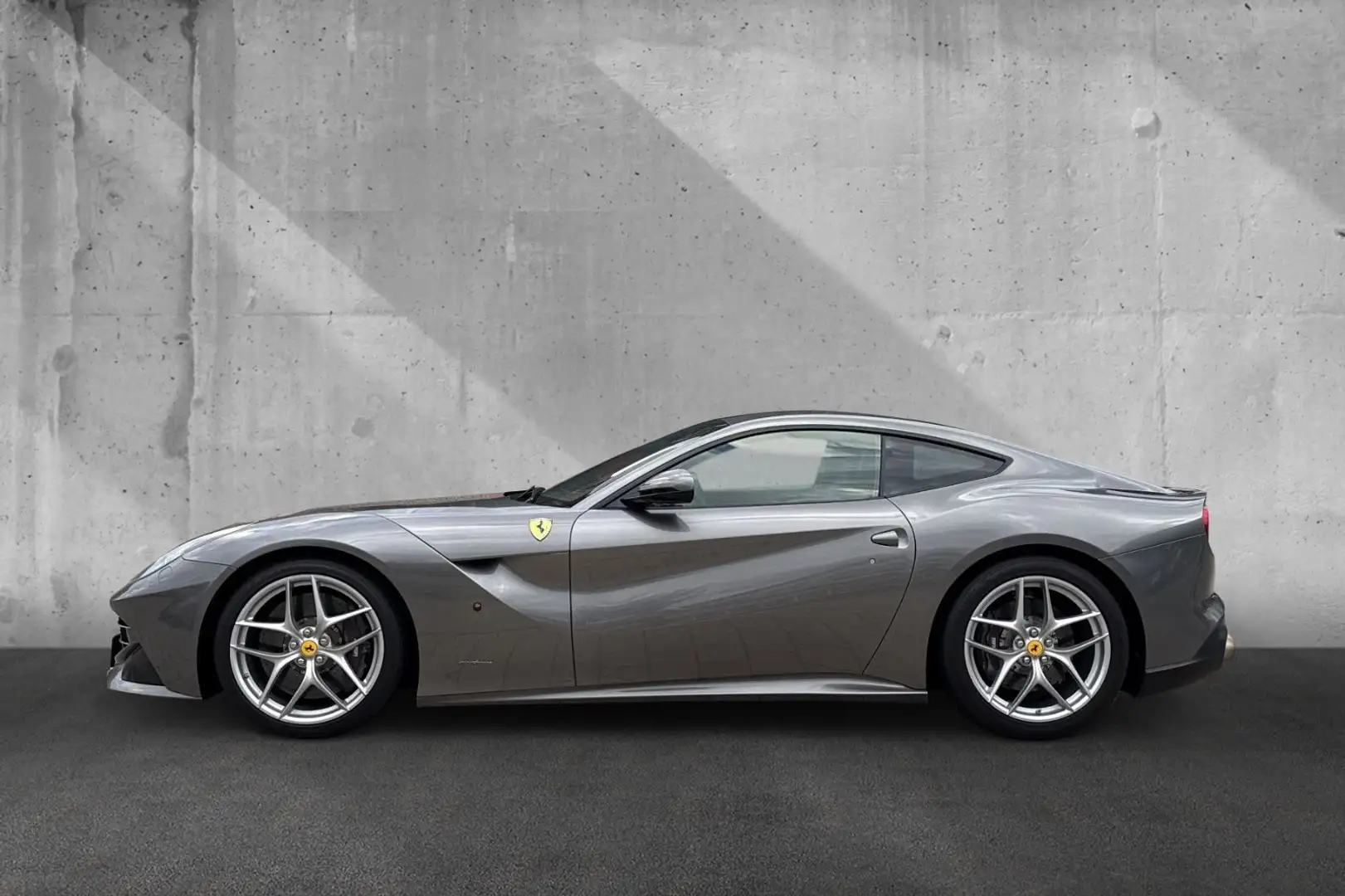 Ferrari F12 *LED*Racing Sitze*Dt.Auto Grau - 2