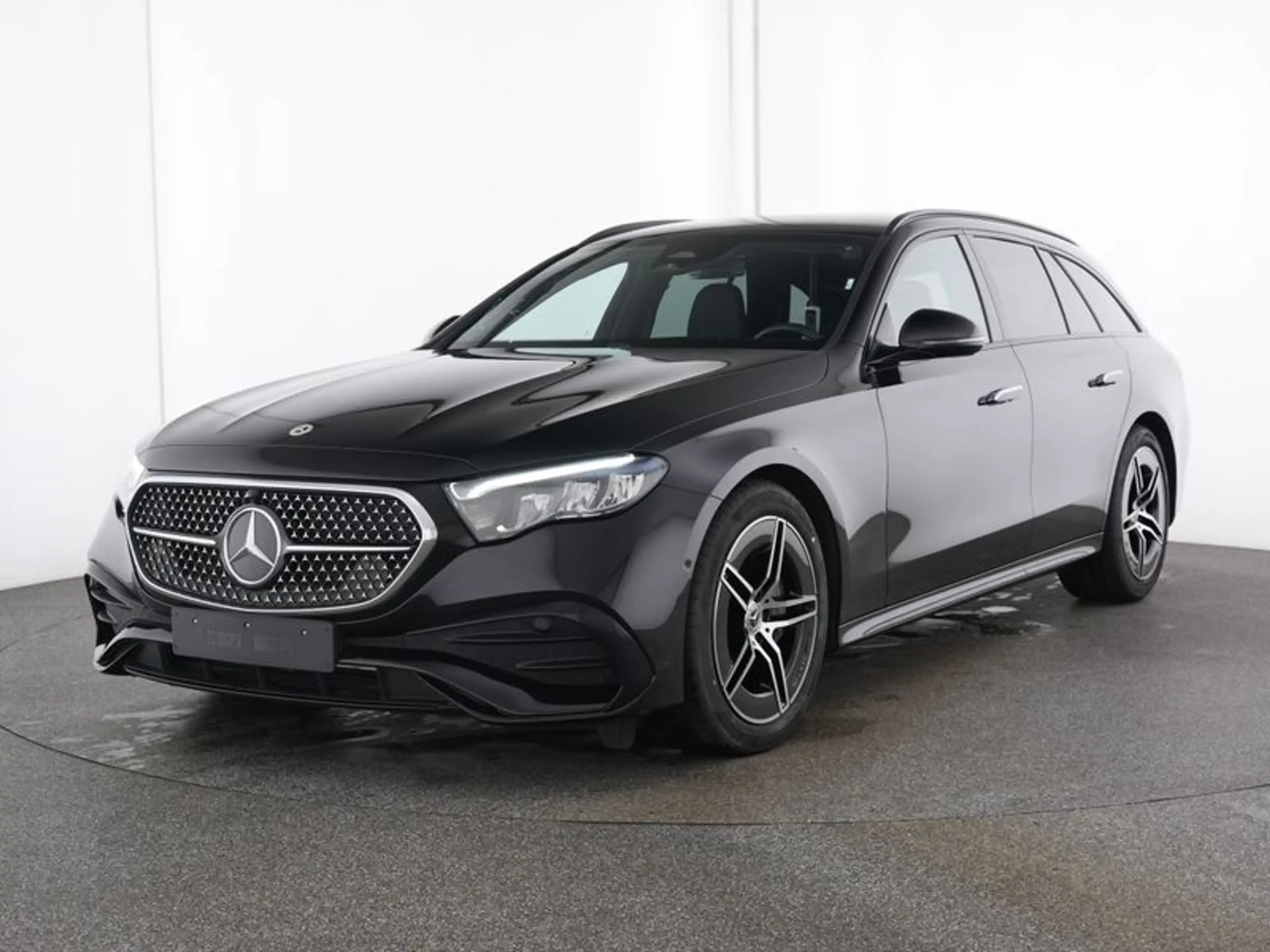 Mercedes-Benz E 220 d T AMG AHK/LED/DIST/KEYL/TW/RFK/WP — photo 11