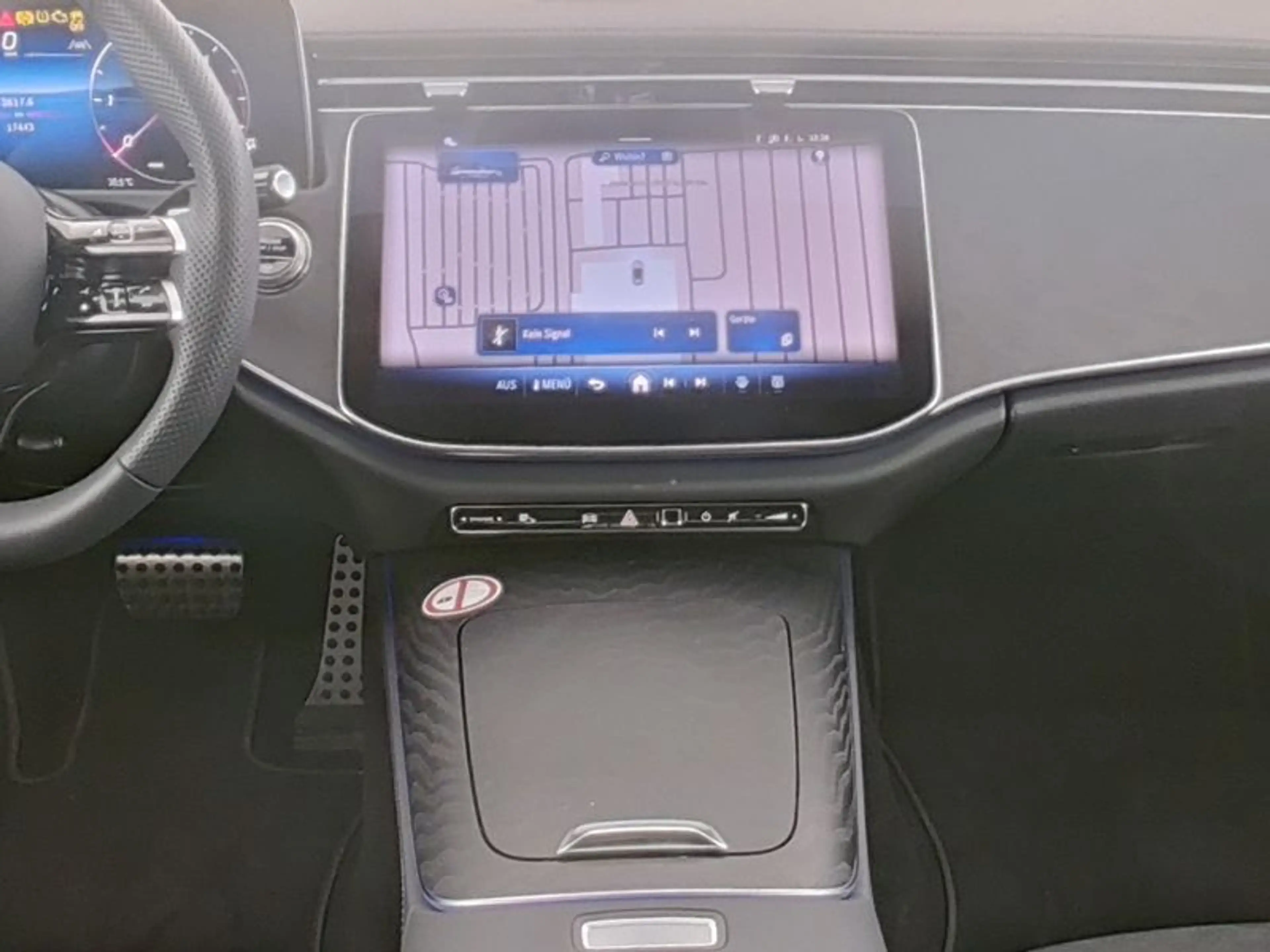 Mercedes-Benz E 220 d T AMG AHK/LED/DIST/KEYL/TW/RFK/WP — photo 7