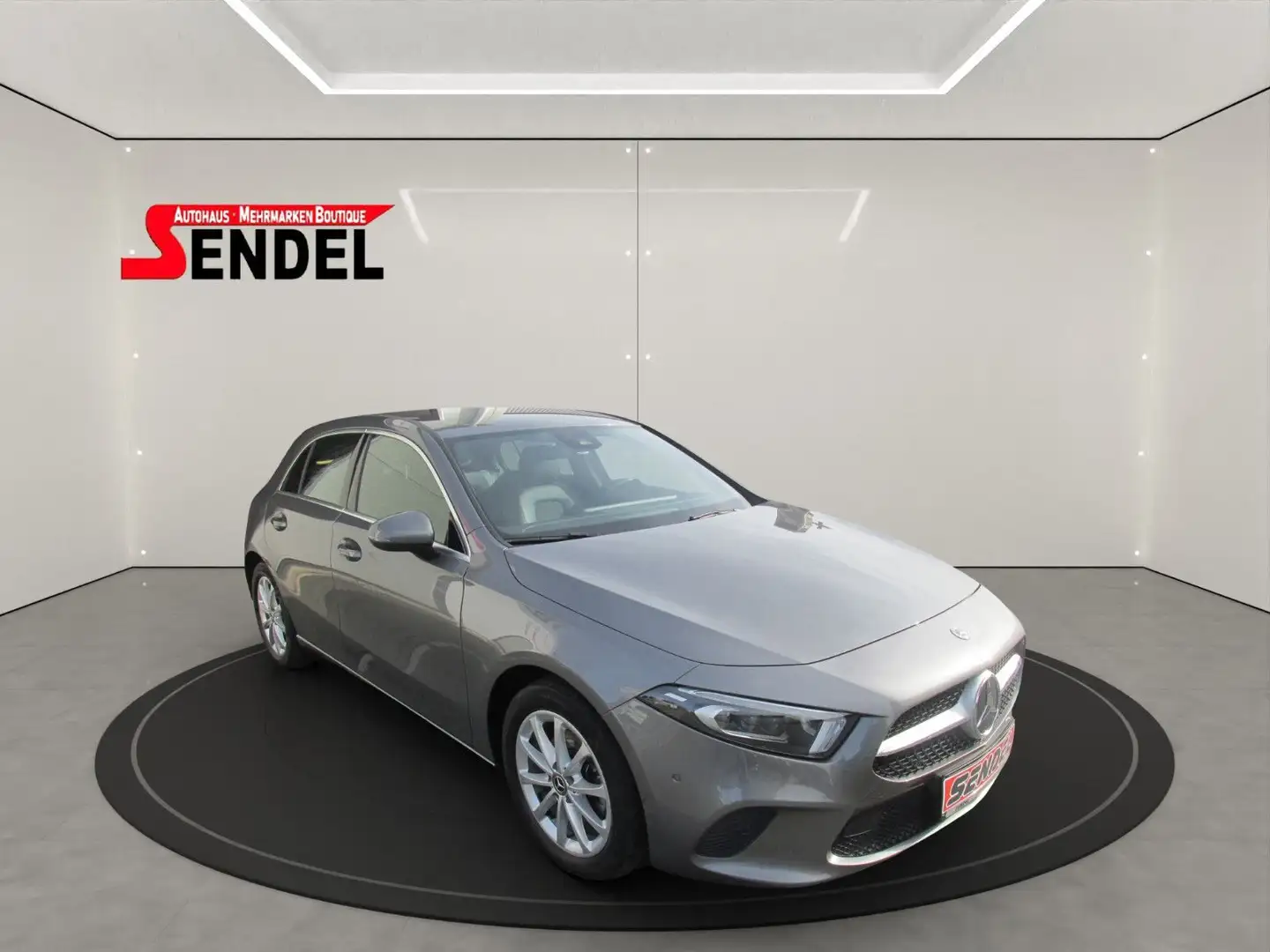 Mercedes-Benz A 200 A -Klasse A 200***MTL.RATE 236,00€*** Grigio - 1
