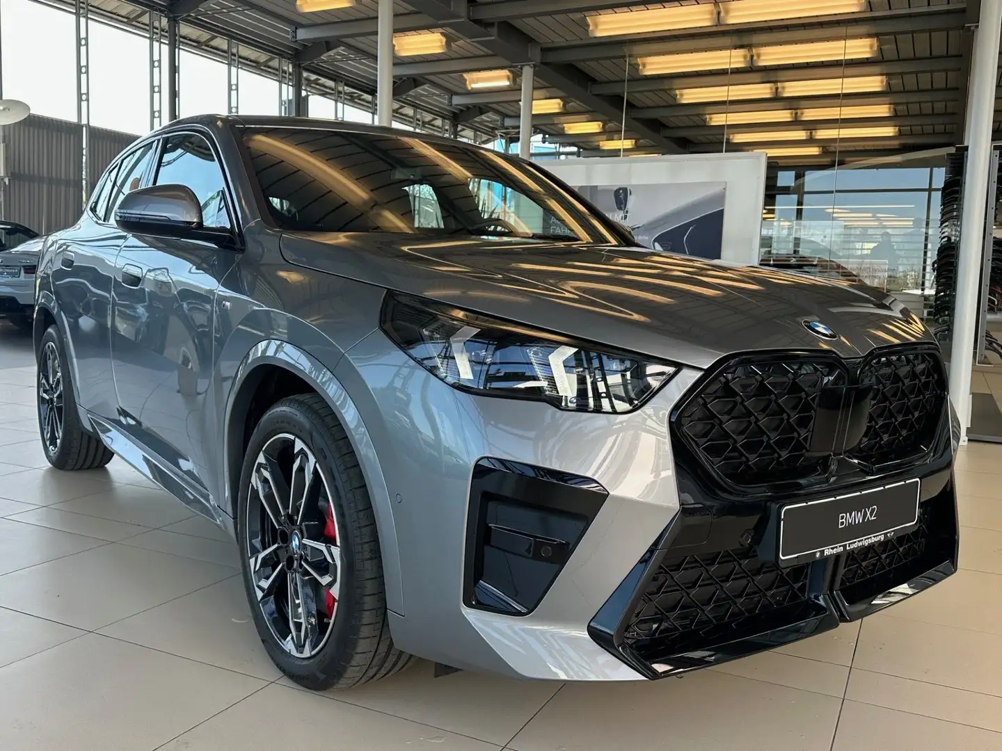 BMW X2 sDrive18d M Sportpaket Gris - 2