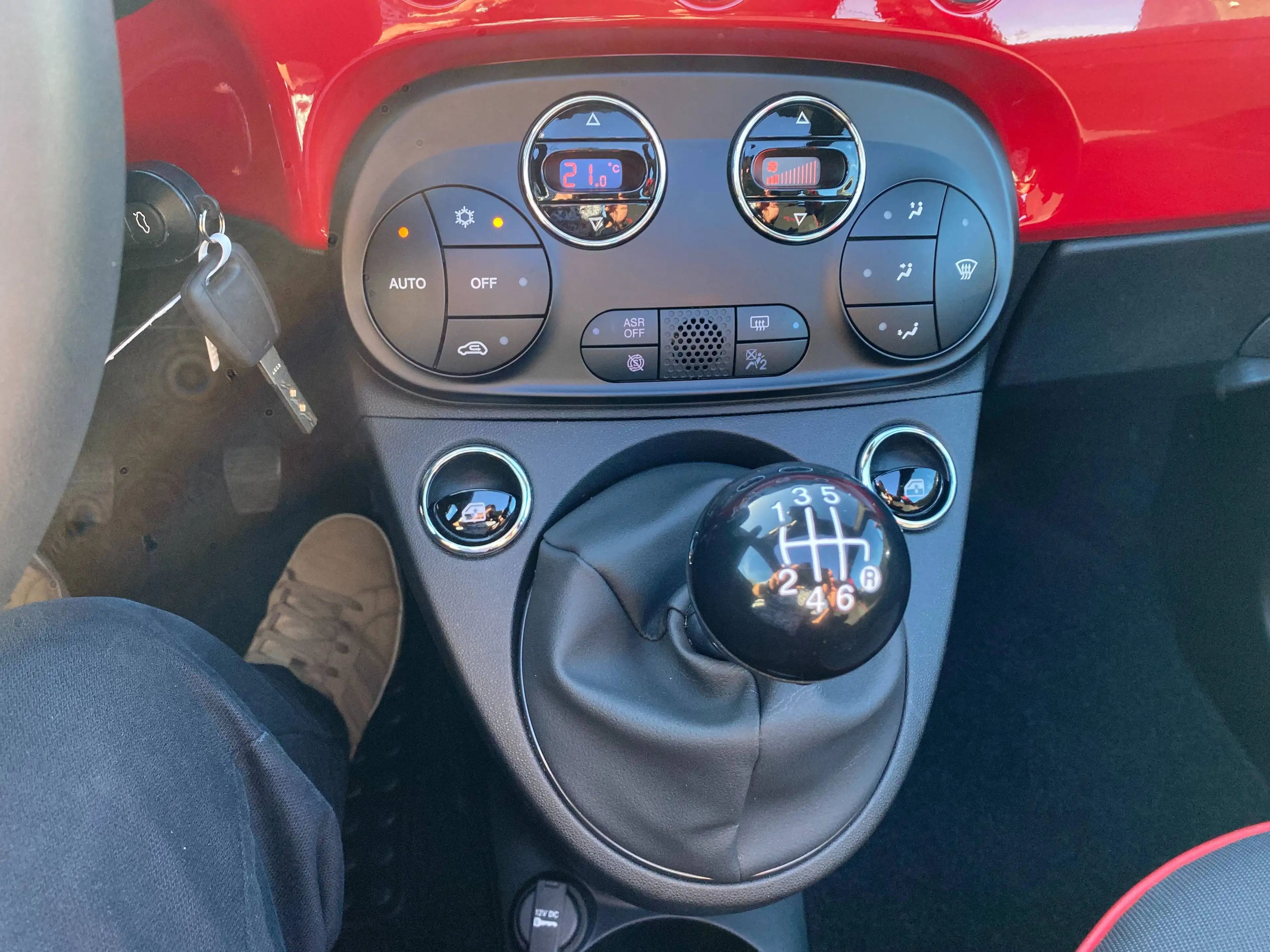 Fiat 500C 500C 1.0i MHEV Red CARPLAY GARANTIE ETAT NEUF — photo 12