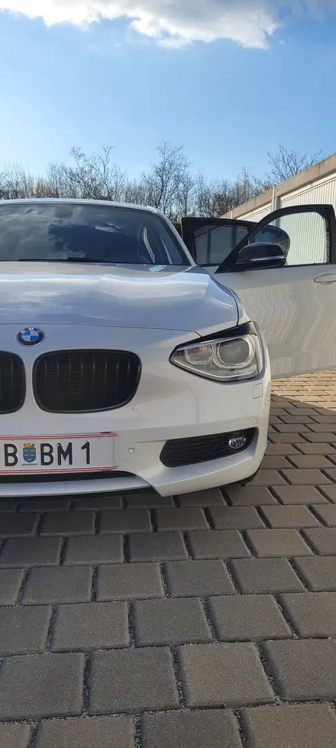 BMW 118 118d xDrive Weiß - 1