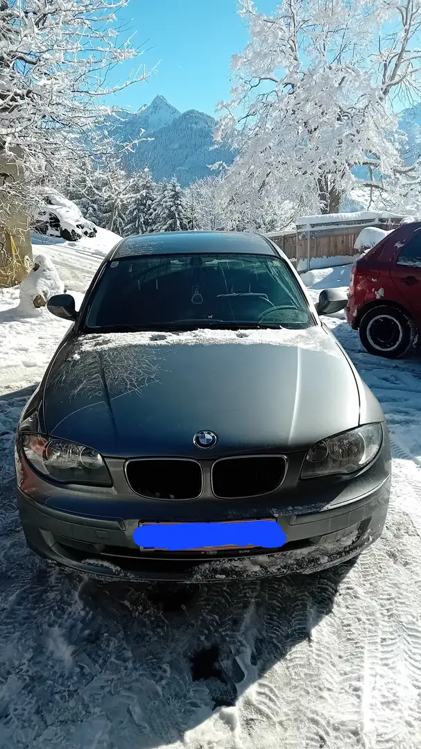 BMW 116 116d Grau - 2