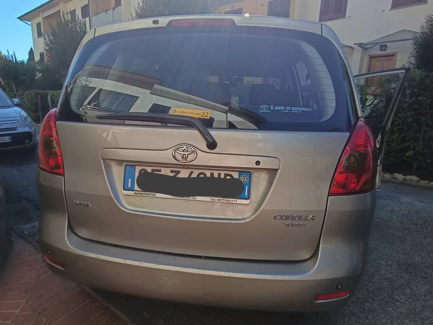 Toyota Corolla Verso Oro - 2