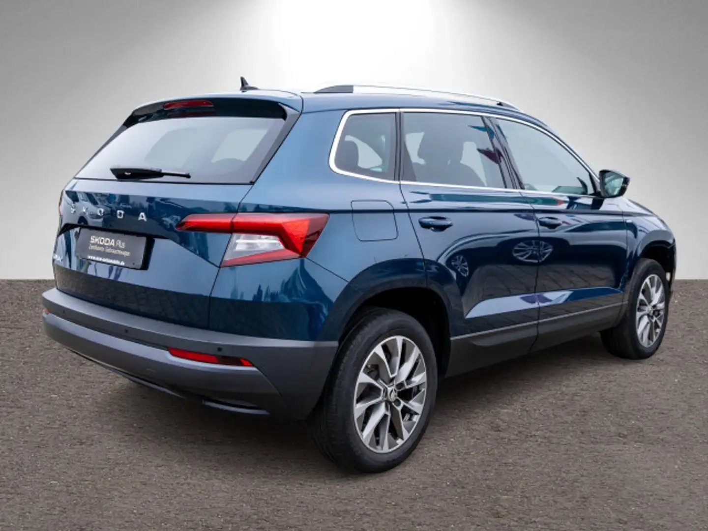 Skoda Karoq Clever 1.5TSI DSG LED Navi PDC ACC SHZ AHK Blau - 2