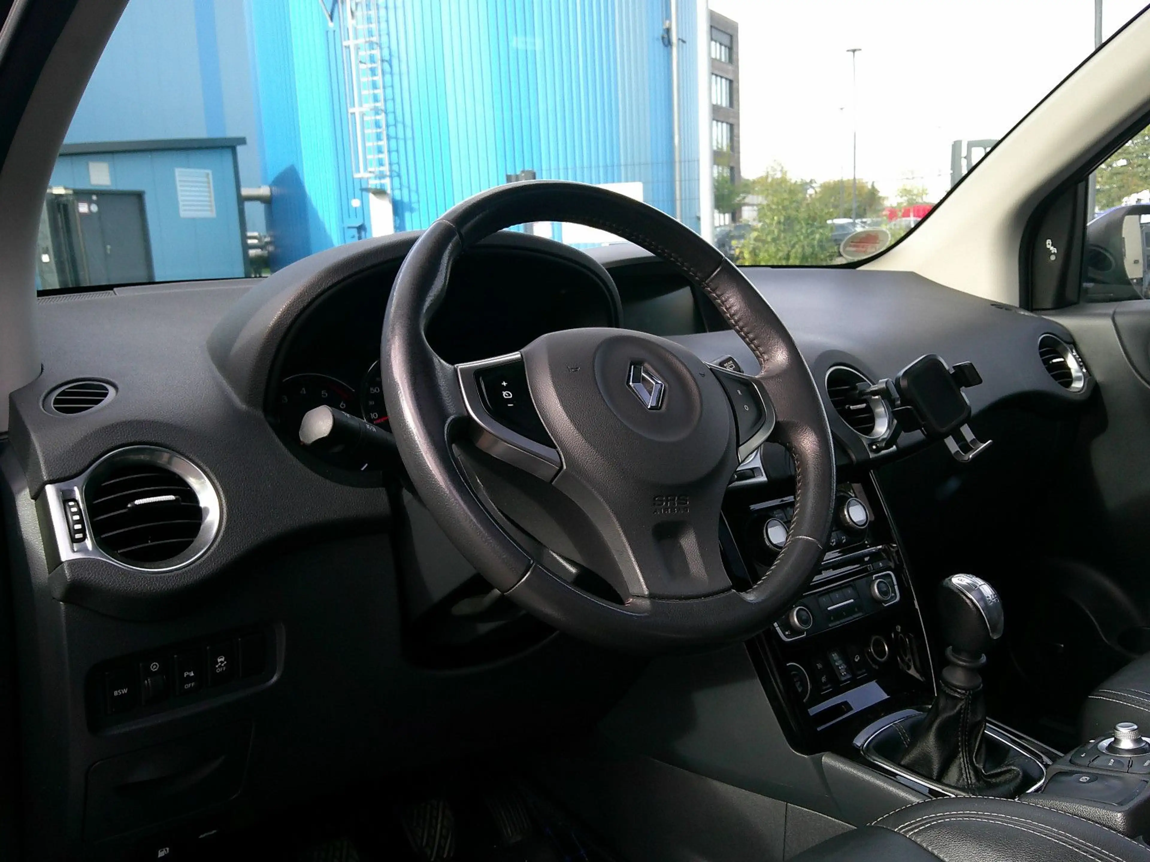 Renault Koleos Night&Day 4X4 — photo 4