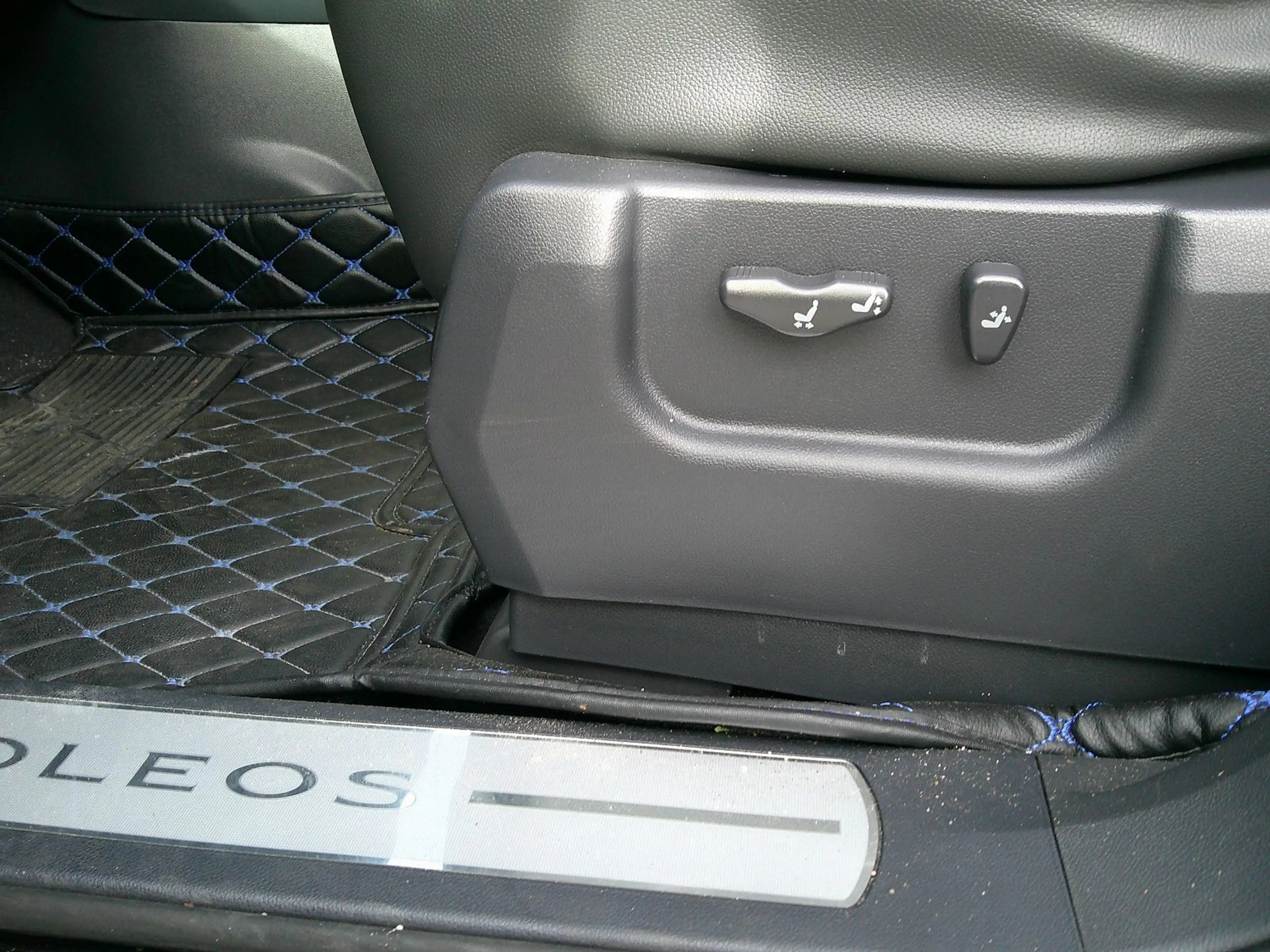 Renault Koleos Night&Day 4X4 — photo 8