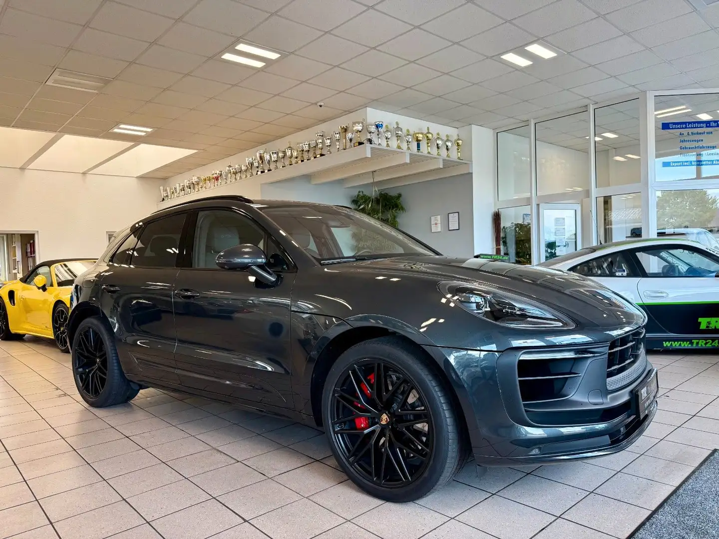 Porsche Macan GTS Luftfederung/AHK/ACC/Burmester/360 Grau - 1