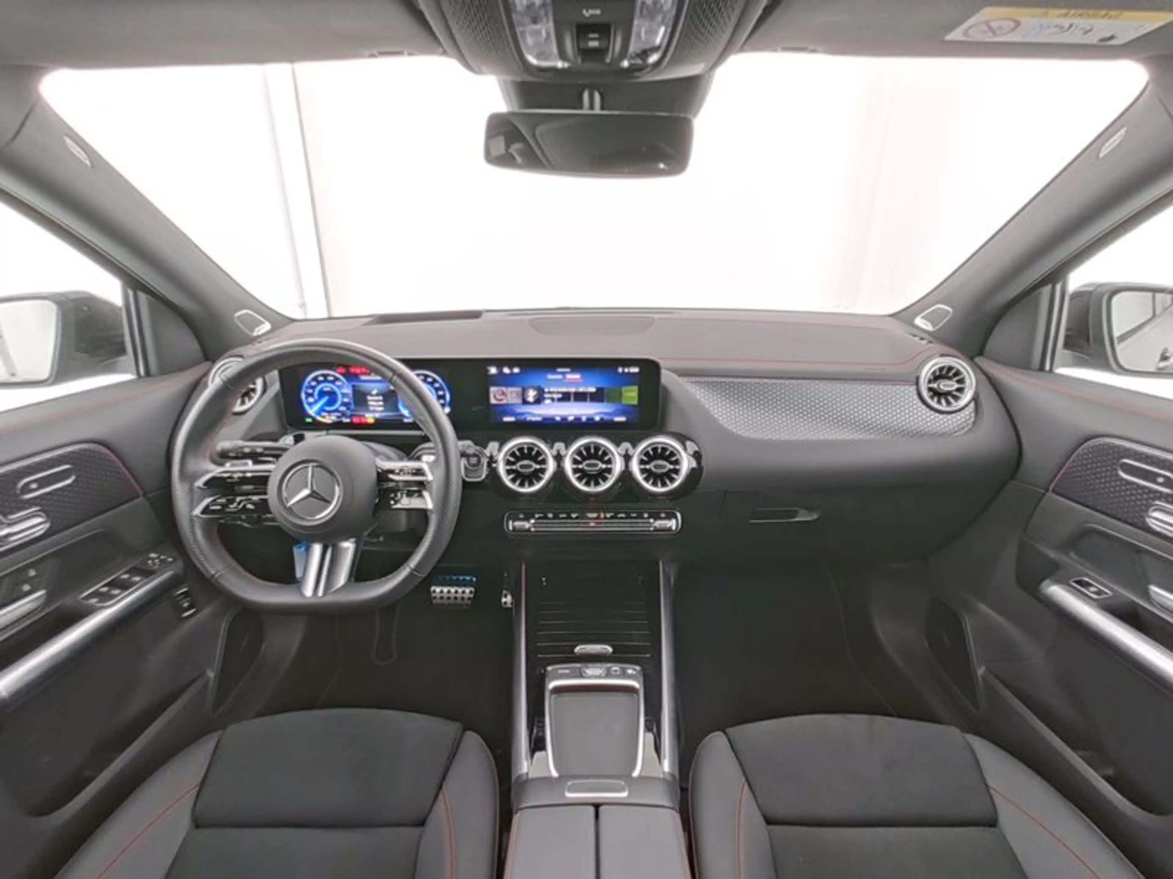 Mercedes-Benz EQA 350 4M AMG-Sport/Pano/Burm/Night/Distr/20' — photo 6