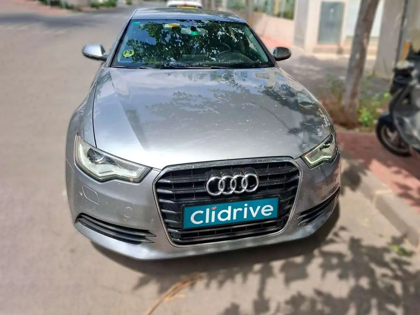 Audi A6 2.0TDI Multitronic Gris - 2