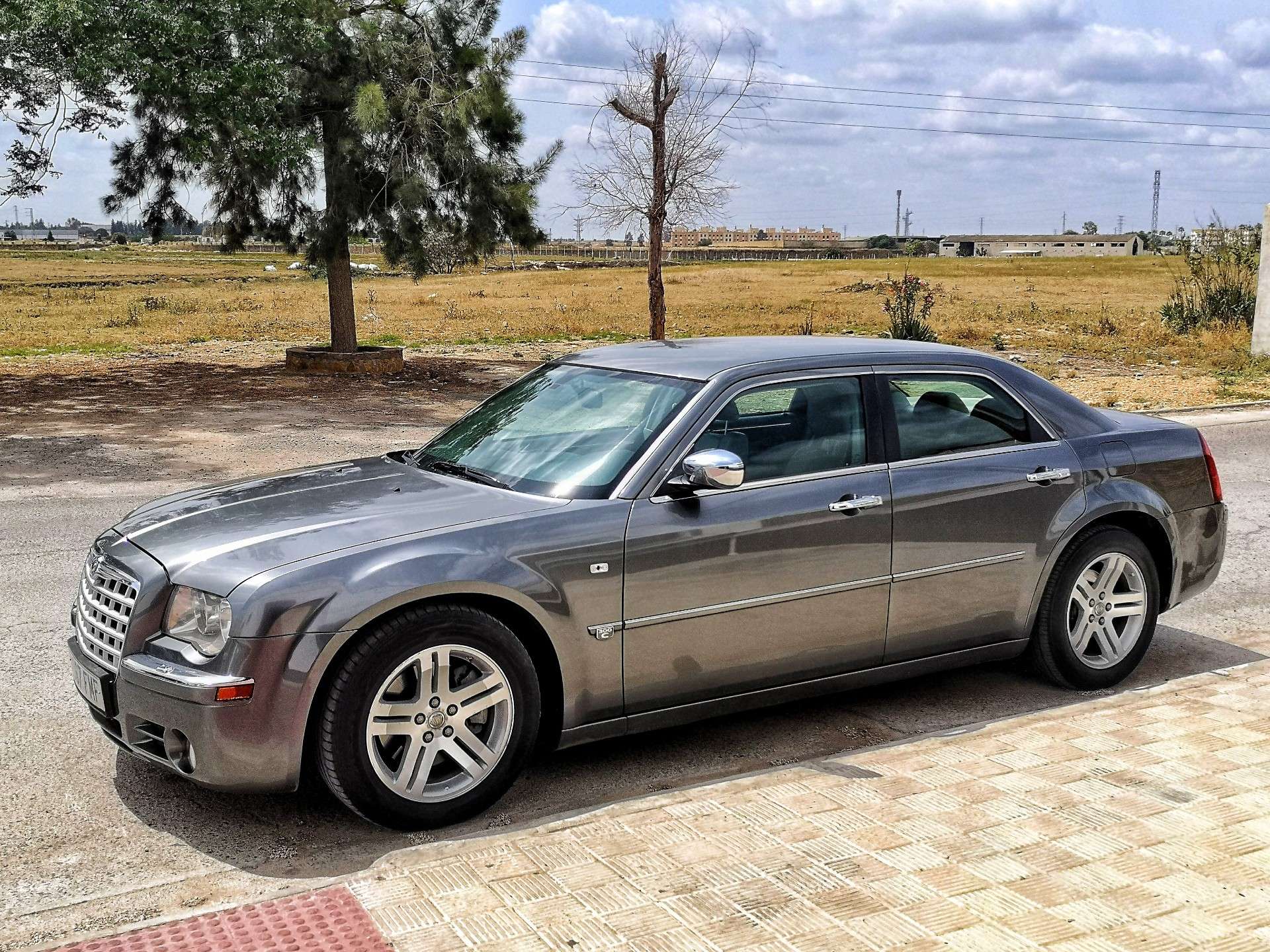 Chrysler 300C 3.0CRD Aut. - foto 1