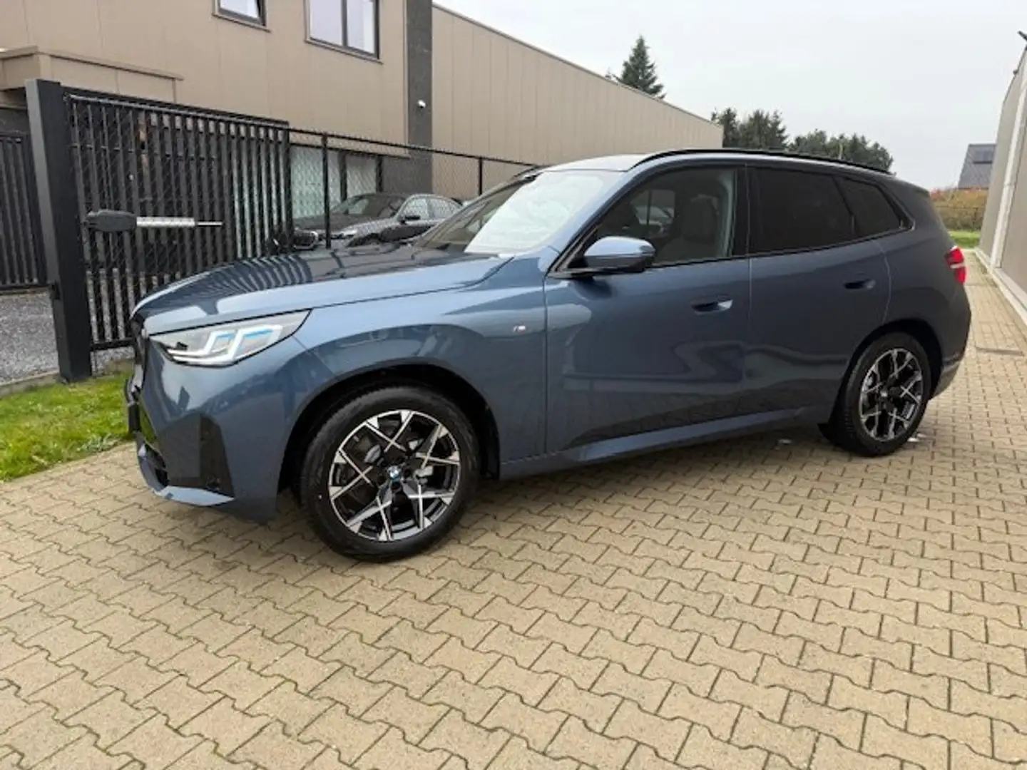 BMW X3 xDrive20d M SPORT/NEW/ PANO/ EDC/ ELC.TREKHAAK/ACC - 2
