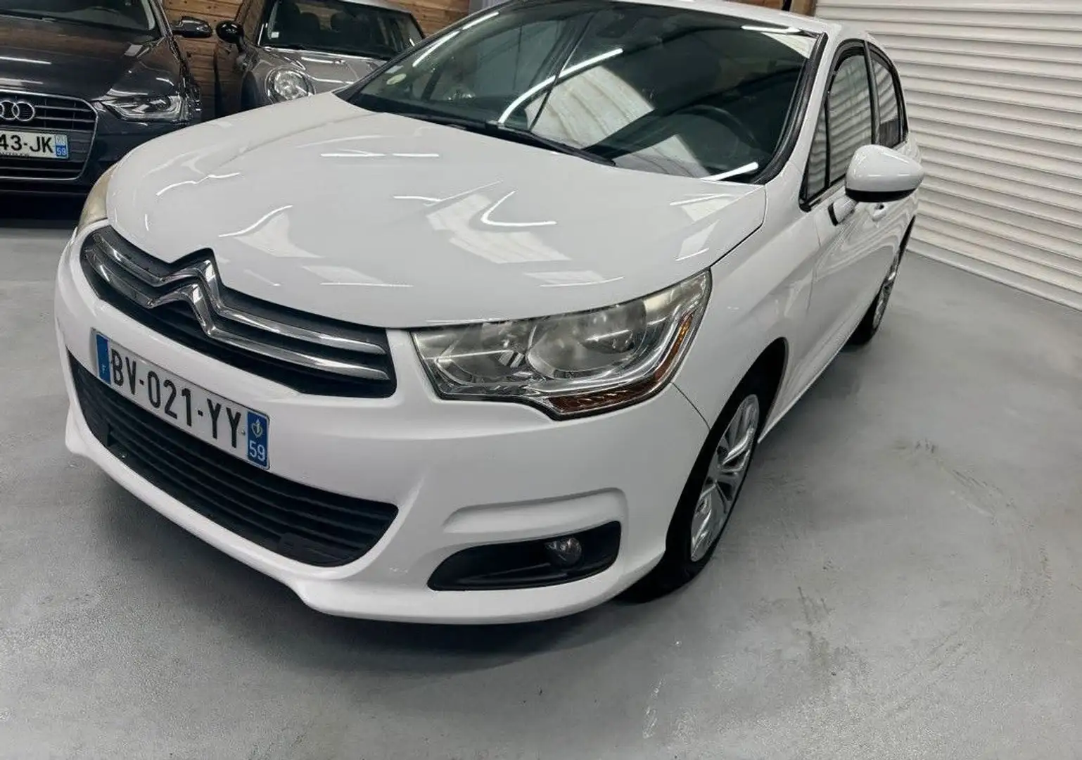 Citroen C4 Citroën II 1.6 HDi 90 FAP Confort GARANTIE Blanc - 1
