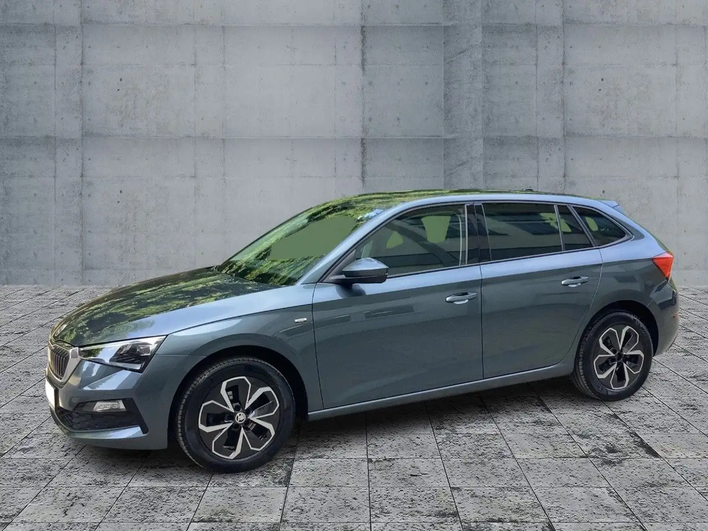 Skoda Scala 1.0 TSI DSG DRIVE 125 5JG+LED+NAVI+ACC+SHZ Grau - 2