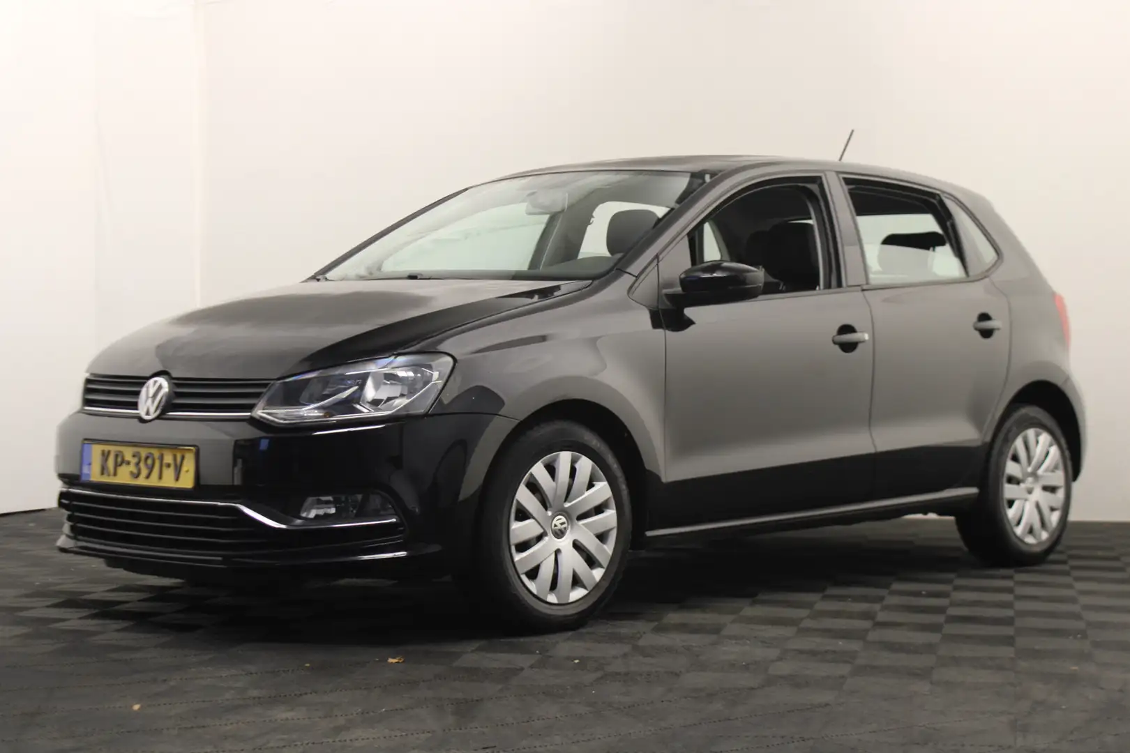 Volkswagen Polo 1.4 TDI Comfortline Navi Schwarz - 1