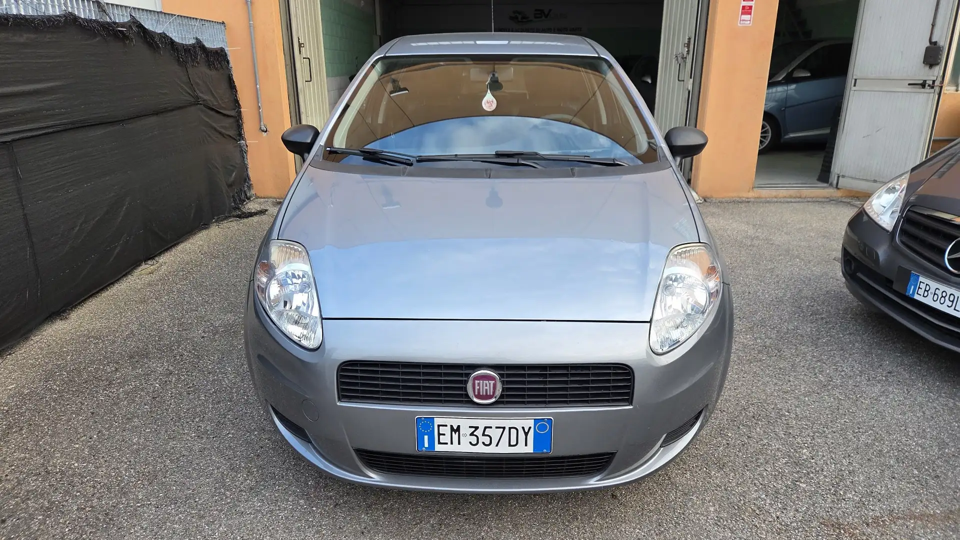 Fiat Grande Punto 5p 1.2 Actual s&s 69cv unico propietario Grigio - 2