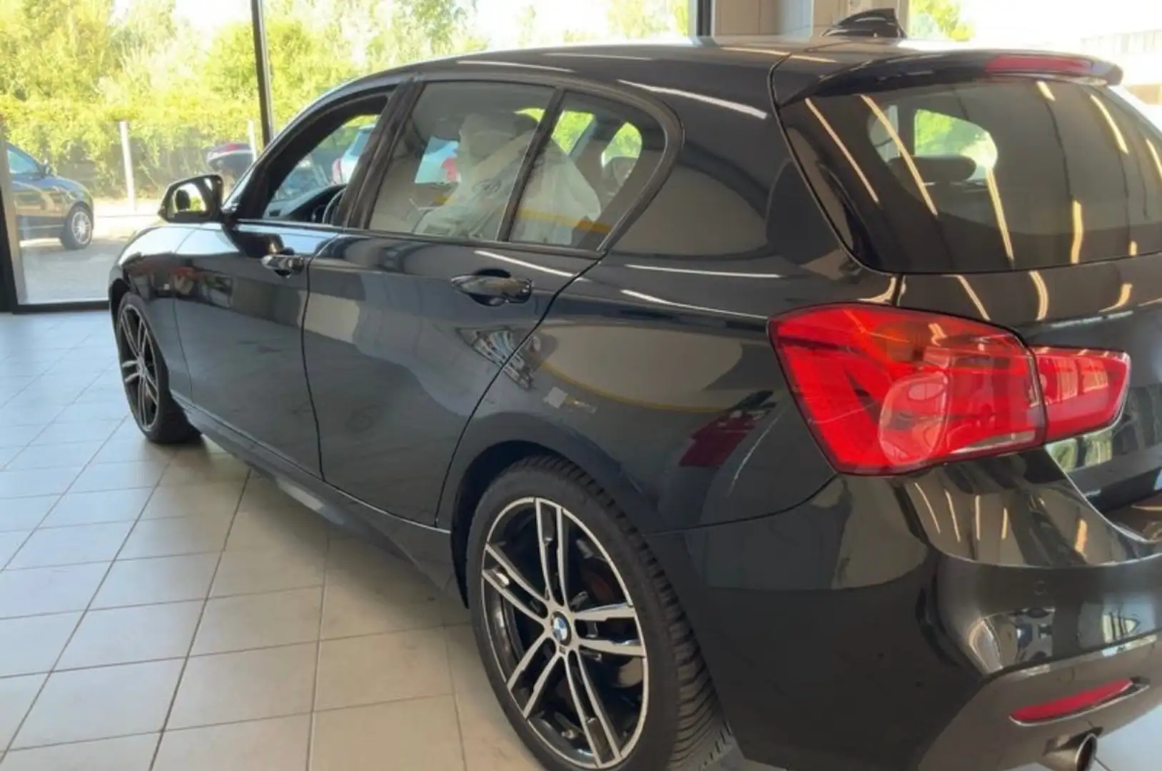 BMW 116 116i 5p. Msport Negro - 2