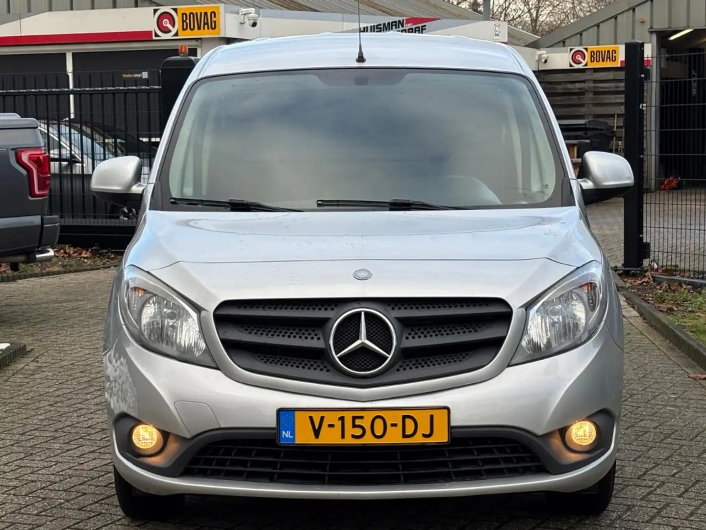 Mercedes-Benz Citan 108 CDI Blue Efficiency 2017 Grijs Kenteken NL Aut Zilver - 2