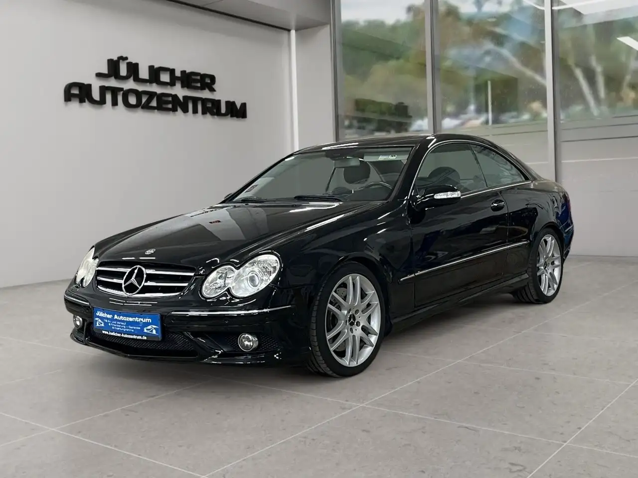 Mercedes-Benz CLK 500