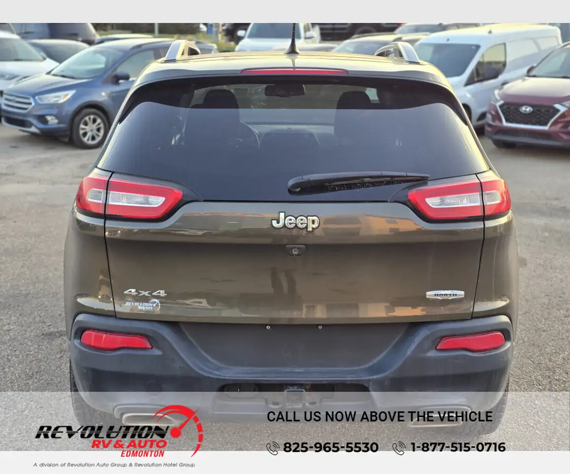 Jeep Cherokee снимка Jeep Cherokee