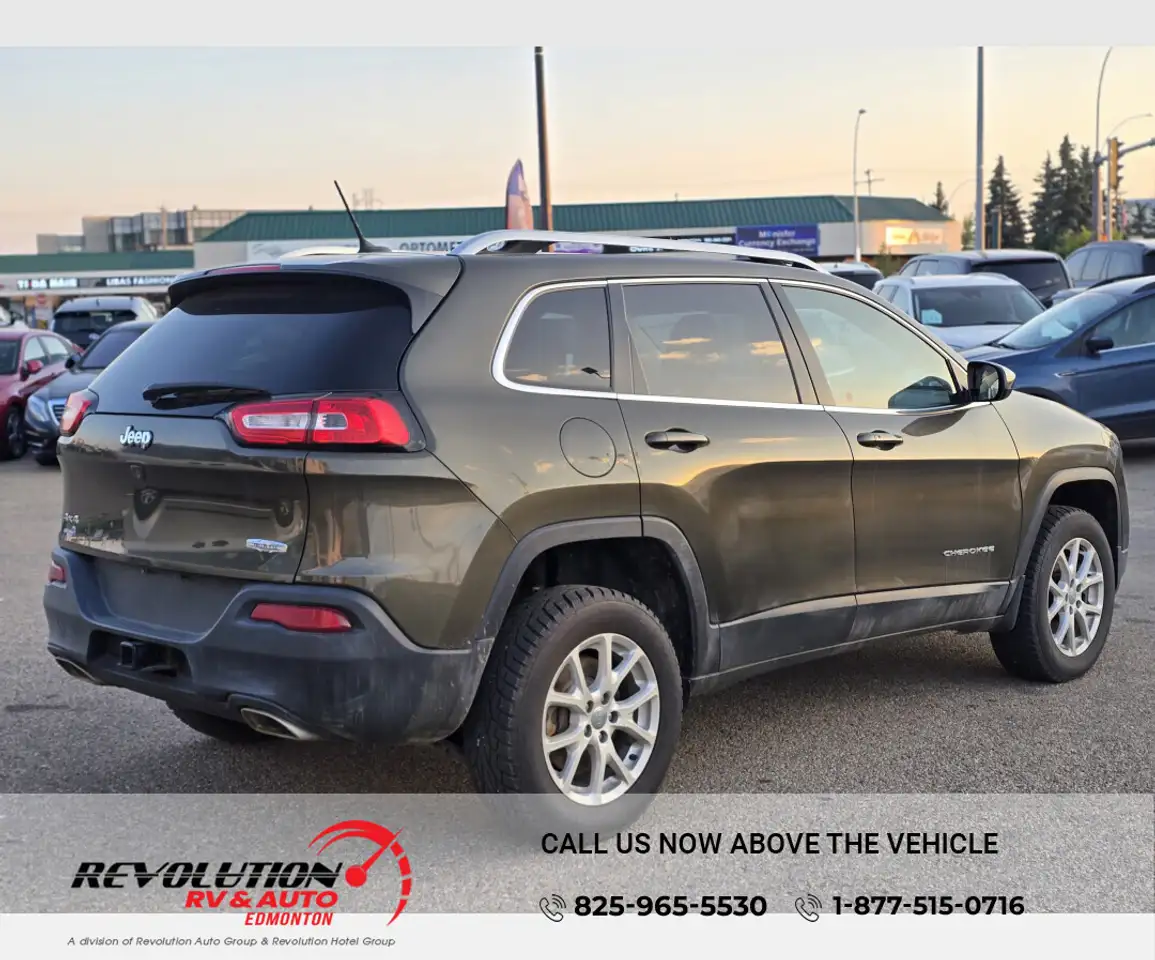 Jeep Cherokee снимка Jeep Cherokee