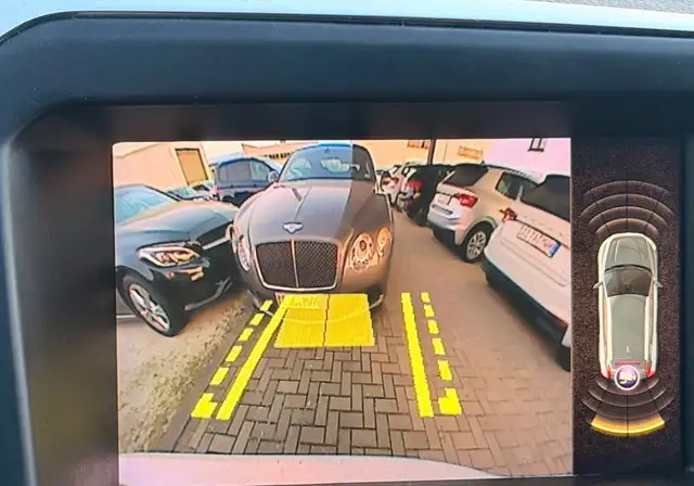 Volvo XC60 view 10