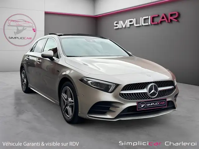 Mercedes-Benz A 250 AMG* LED Intérieur* Sièges Chauffants* T.O*