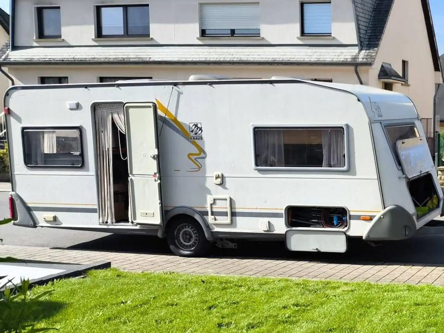 Caravans-Wohnm Knaus 550 TKM Weiß - 1