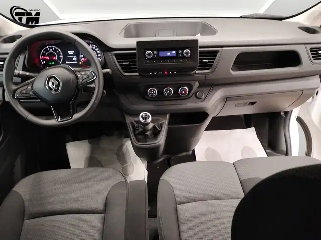 Renault Trafic view 14