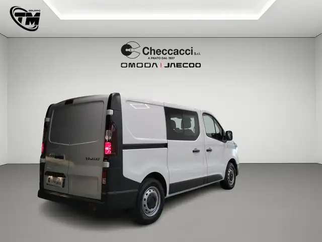 Renault Trafic view 6