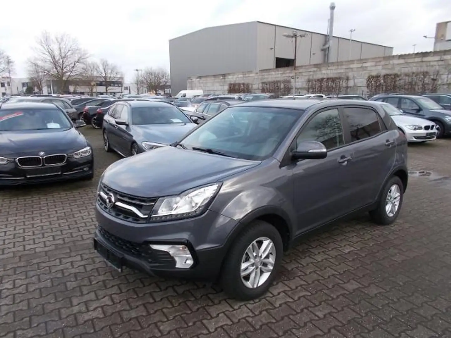 SsangYong Korando 2.2 TD, 2WD, AHK 2.000 KG, Sitzheizung Grau - 1