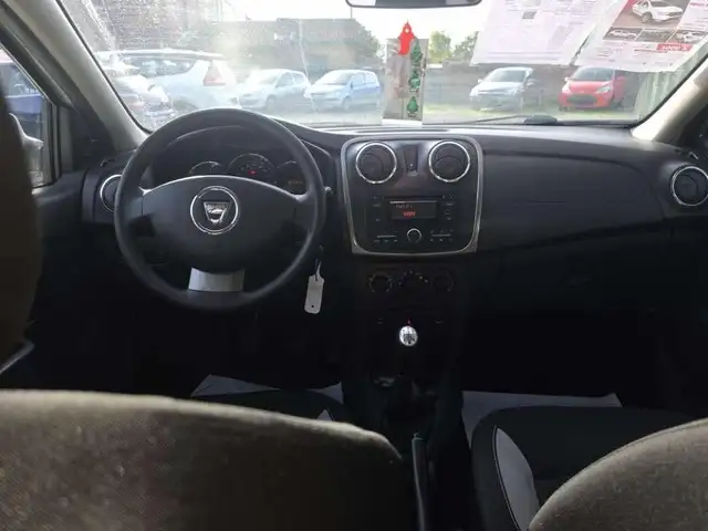 Dacia Sandero view 11