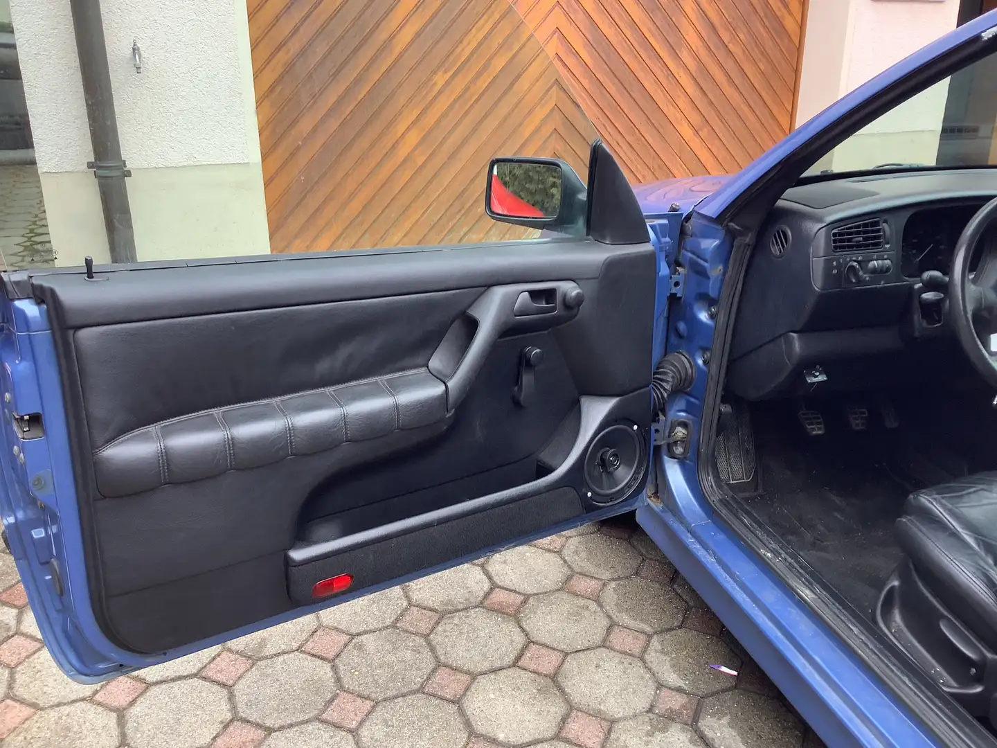 Volkswagen Golf Cabriolet Golf Cabrio 1.8 Синій - 2