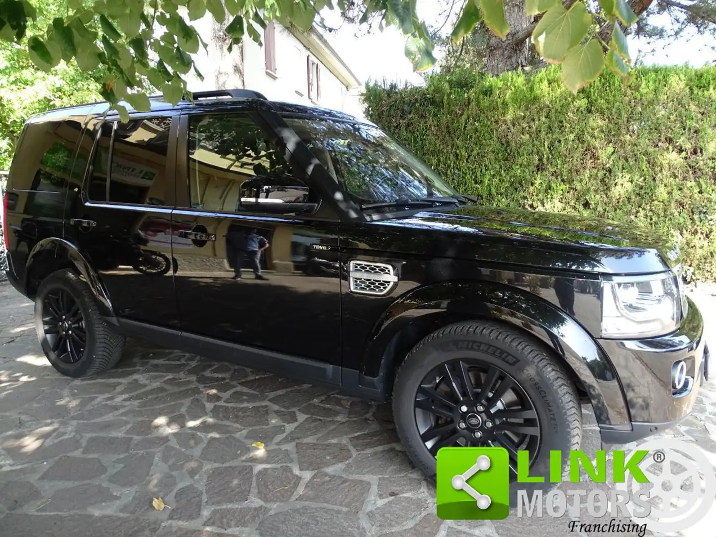 Land Rover Discovery 4 3.0 TDV6 211cv 7posti Schwarz - 1