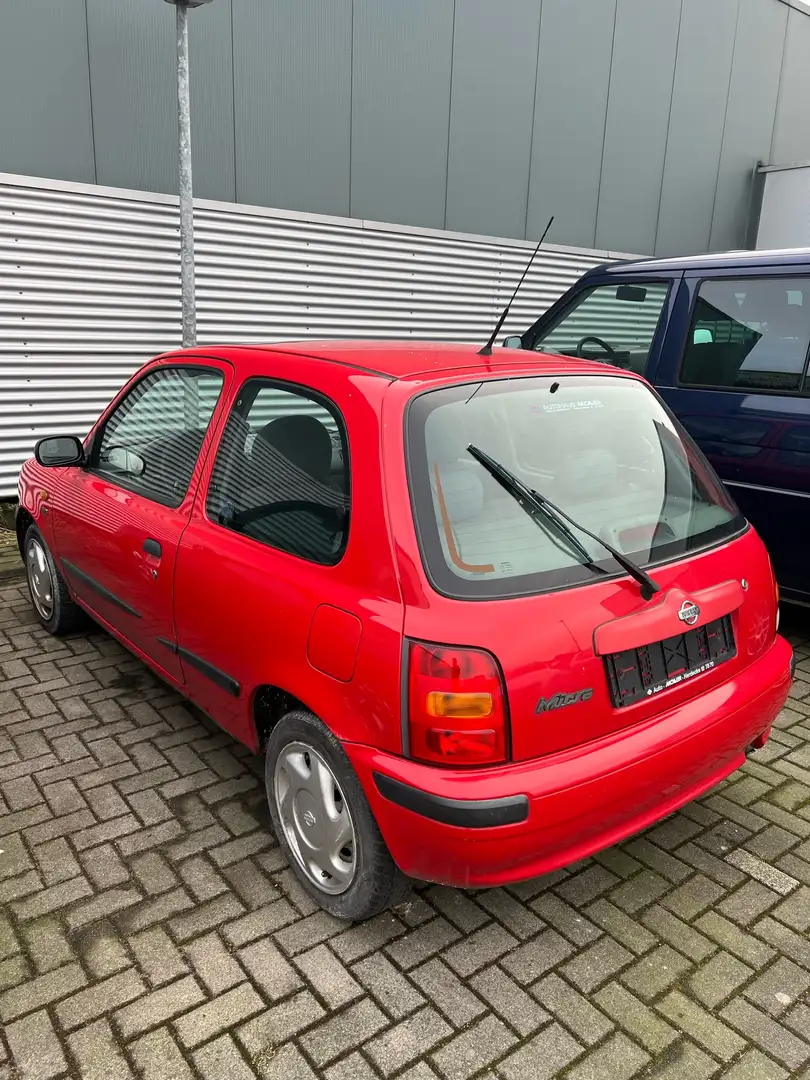 Nissan Micra 1.0 Red - 2