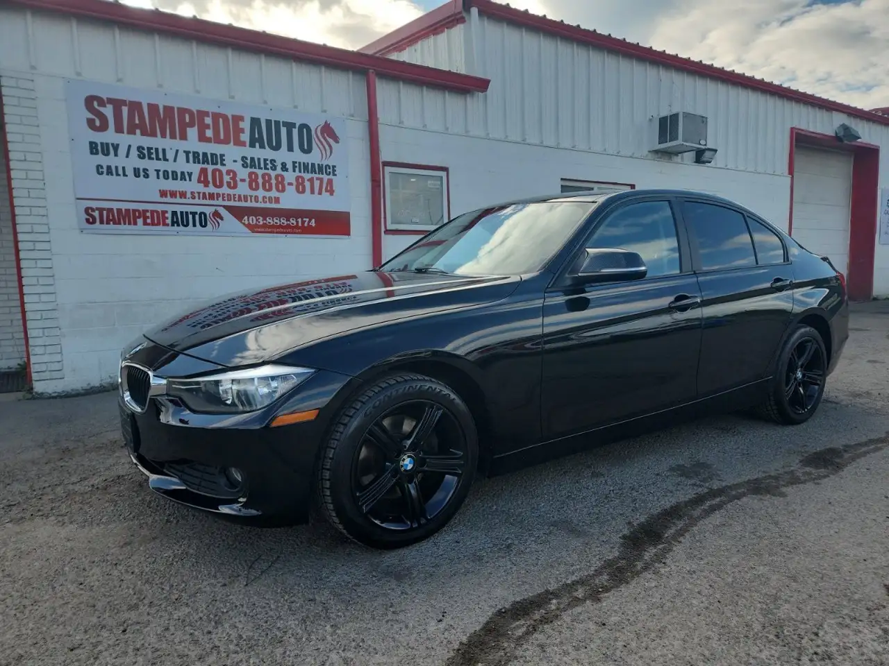 BMW 3 Series снимка BMW 3 Series