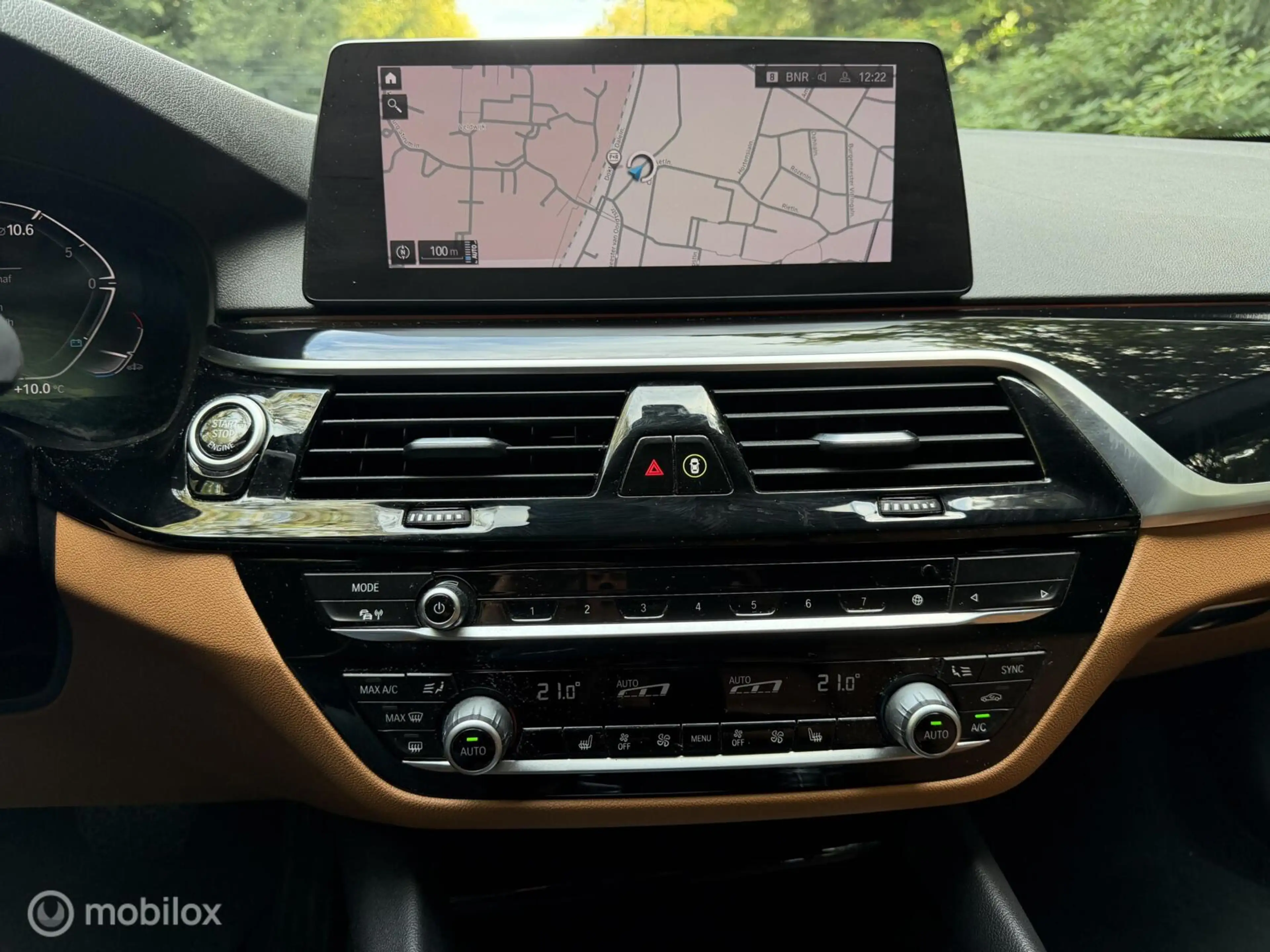 BMW 520 5-serie Touring 520d xDrive High Exe Pano Comforts — photo 15