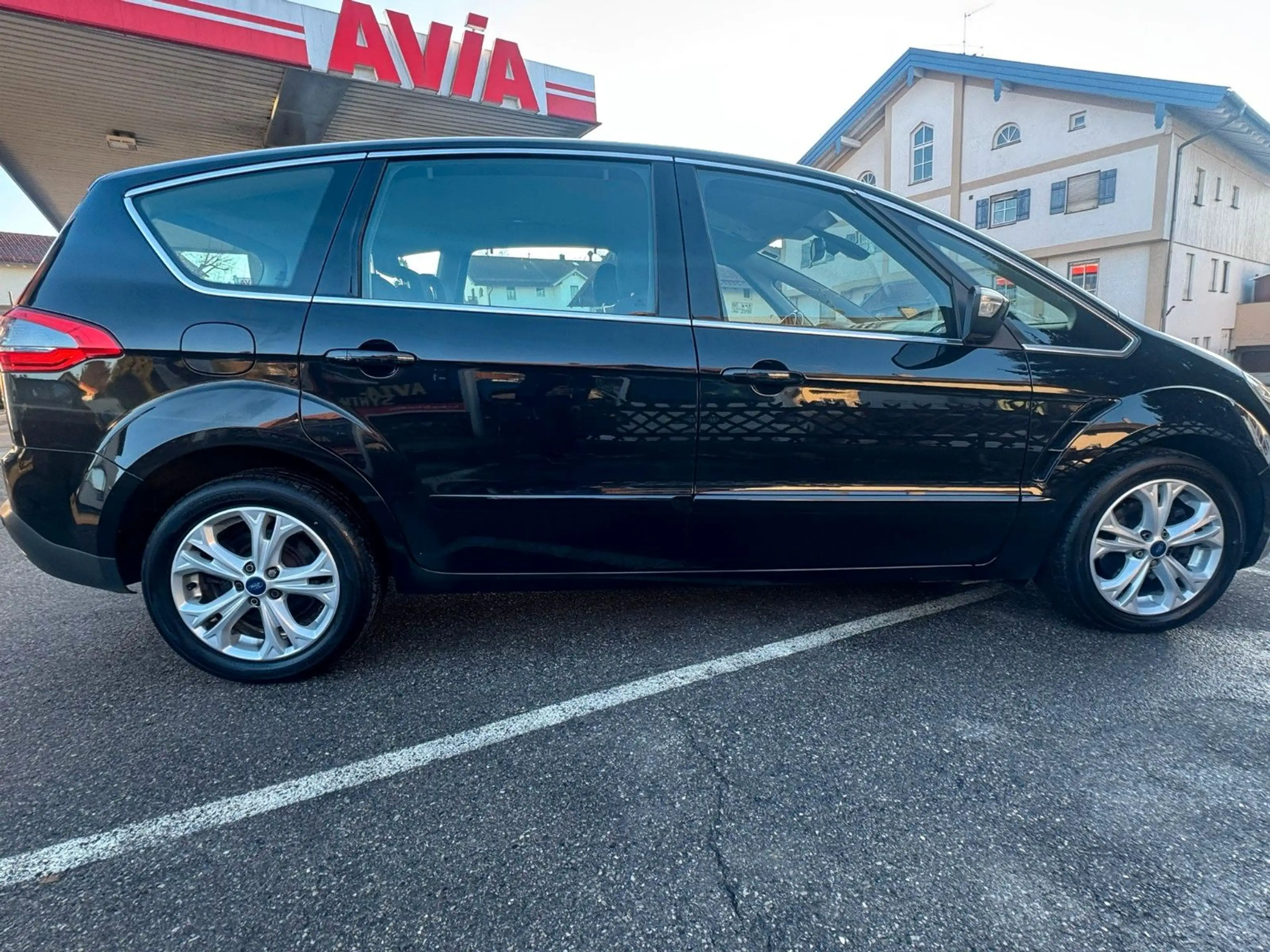 Ford S-Max S-MAX Titanium 2.0 TDCI AUTOMATIK — photo 4