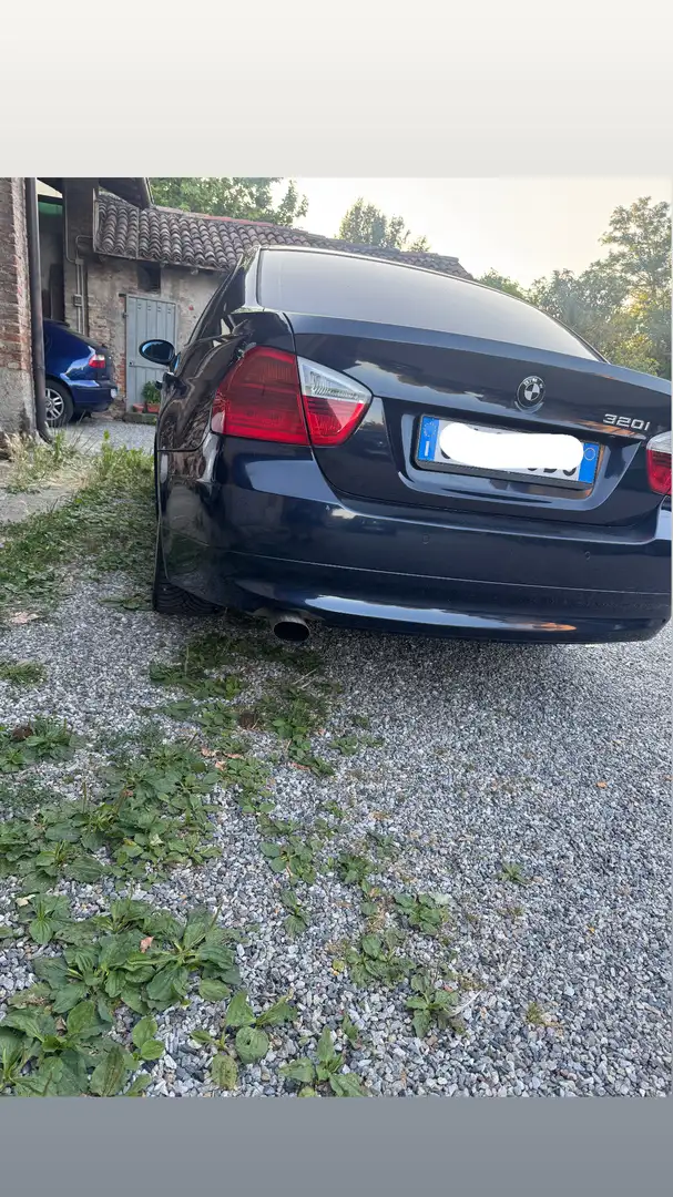 BMW 320 320i Attiva - 2