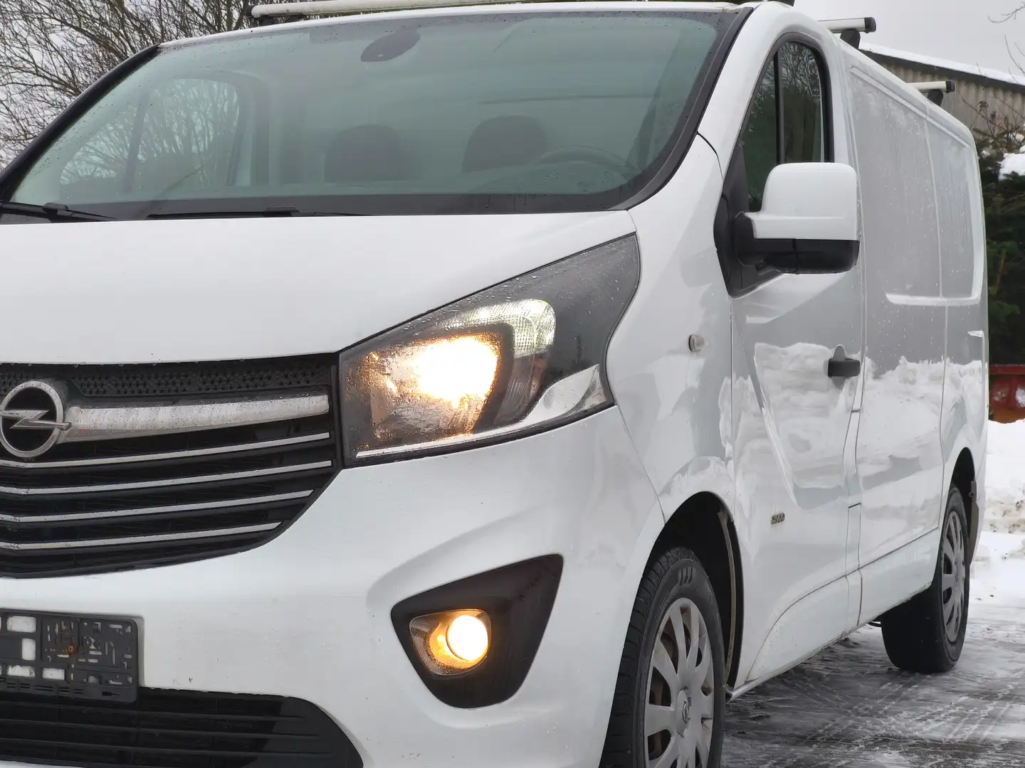 Opel Vivaro Kasten 2,9t*TÜV NEU*Allwetterreifen NEU*Tempo Weiß - 2