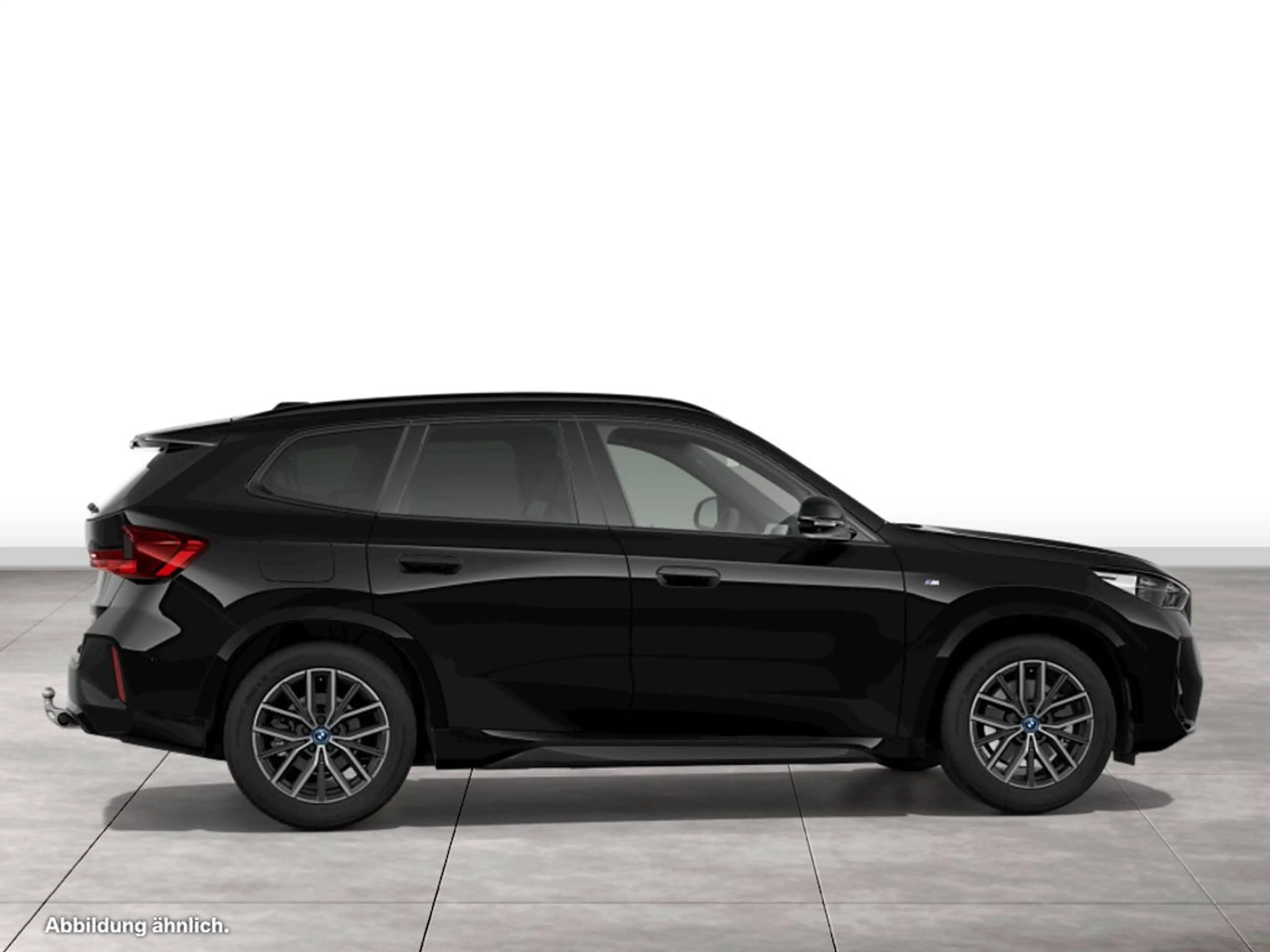 BMW iX1 xDrive30 M Sportpaket — photo 12