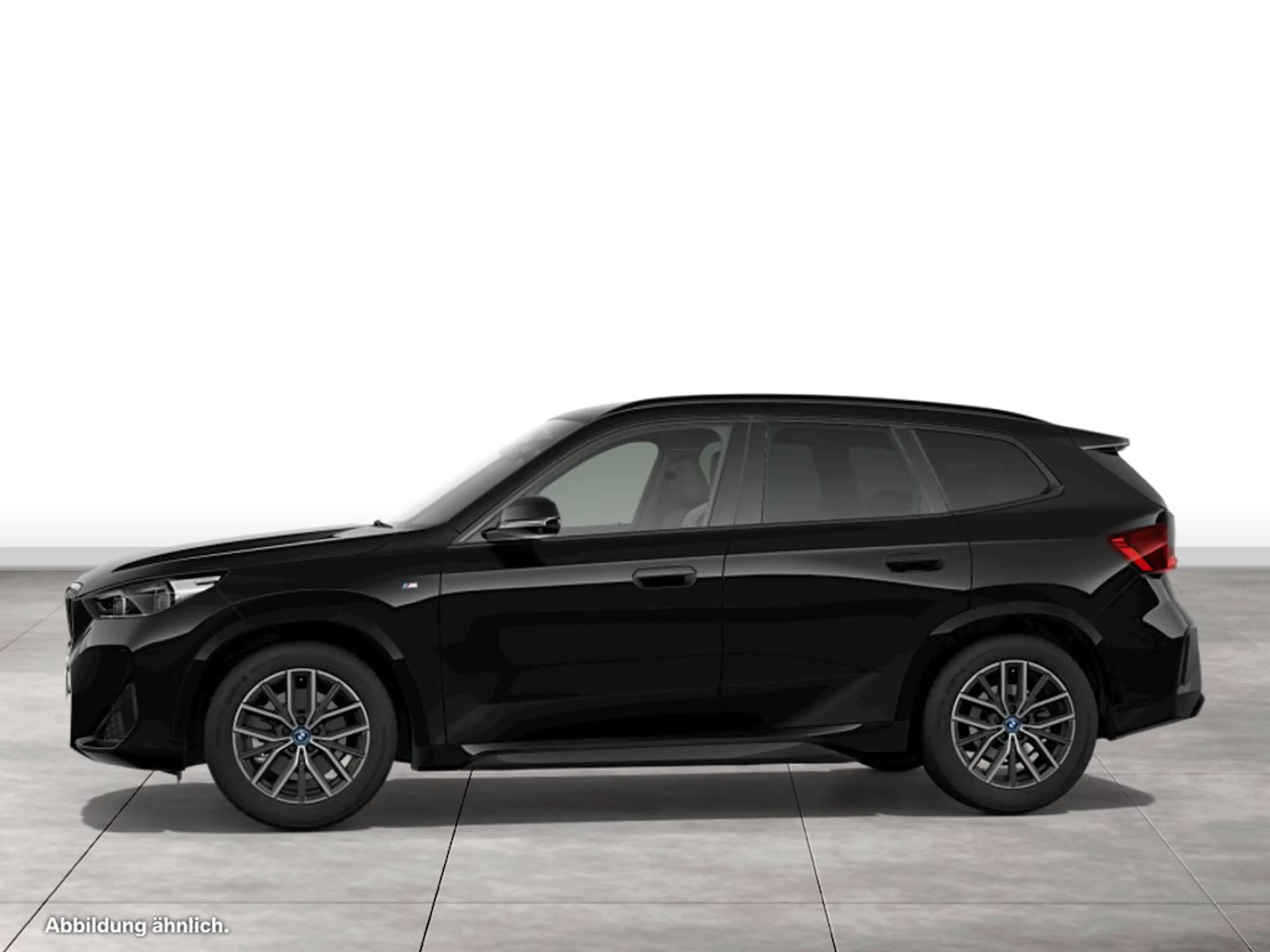 BMW iX1 xDrive30 M Sportpaket — photo 7