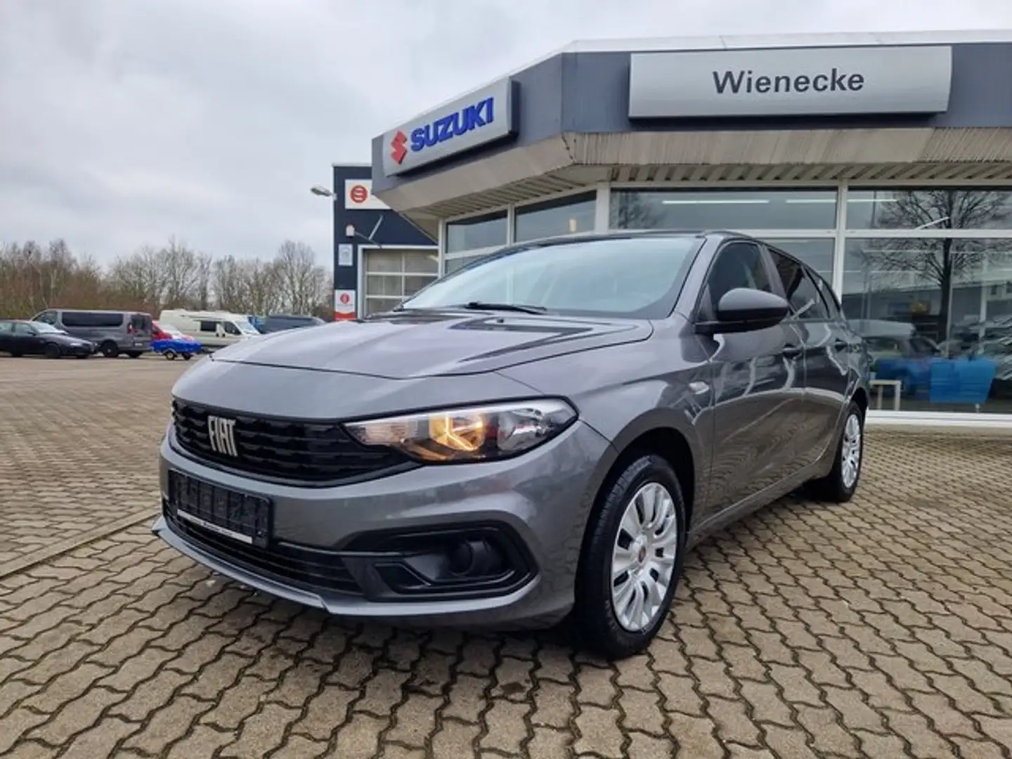 Fiat Tipo Kombi Neues Modell Grau - 1