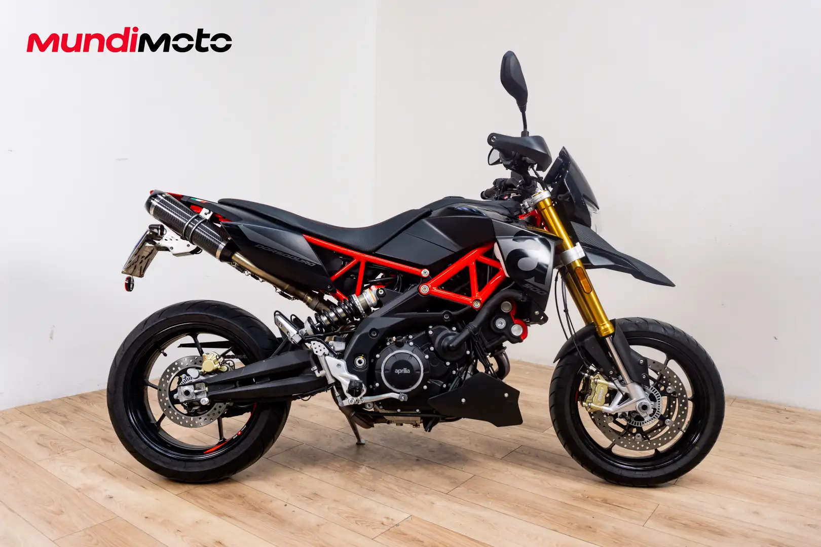 Aprilia Dorsoduro - 1