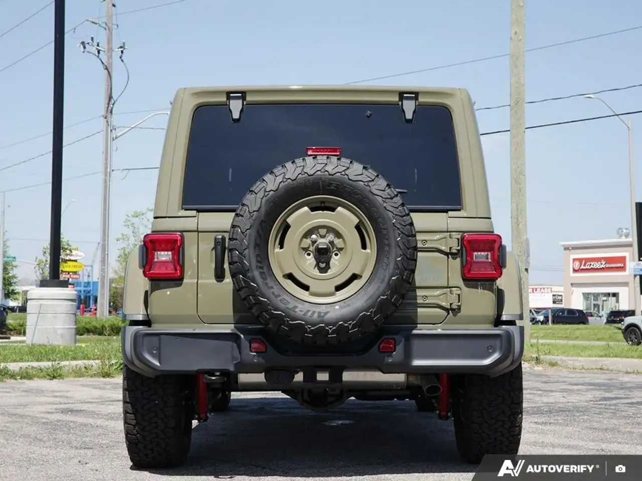 Jeep Wrangler снимка Jeep Wrangler