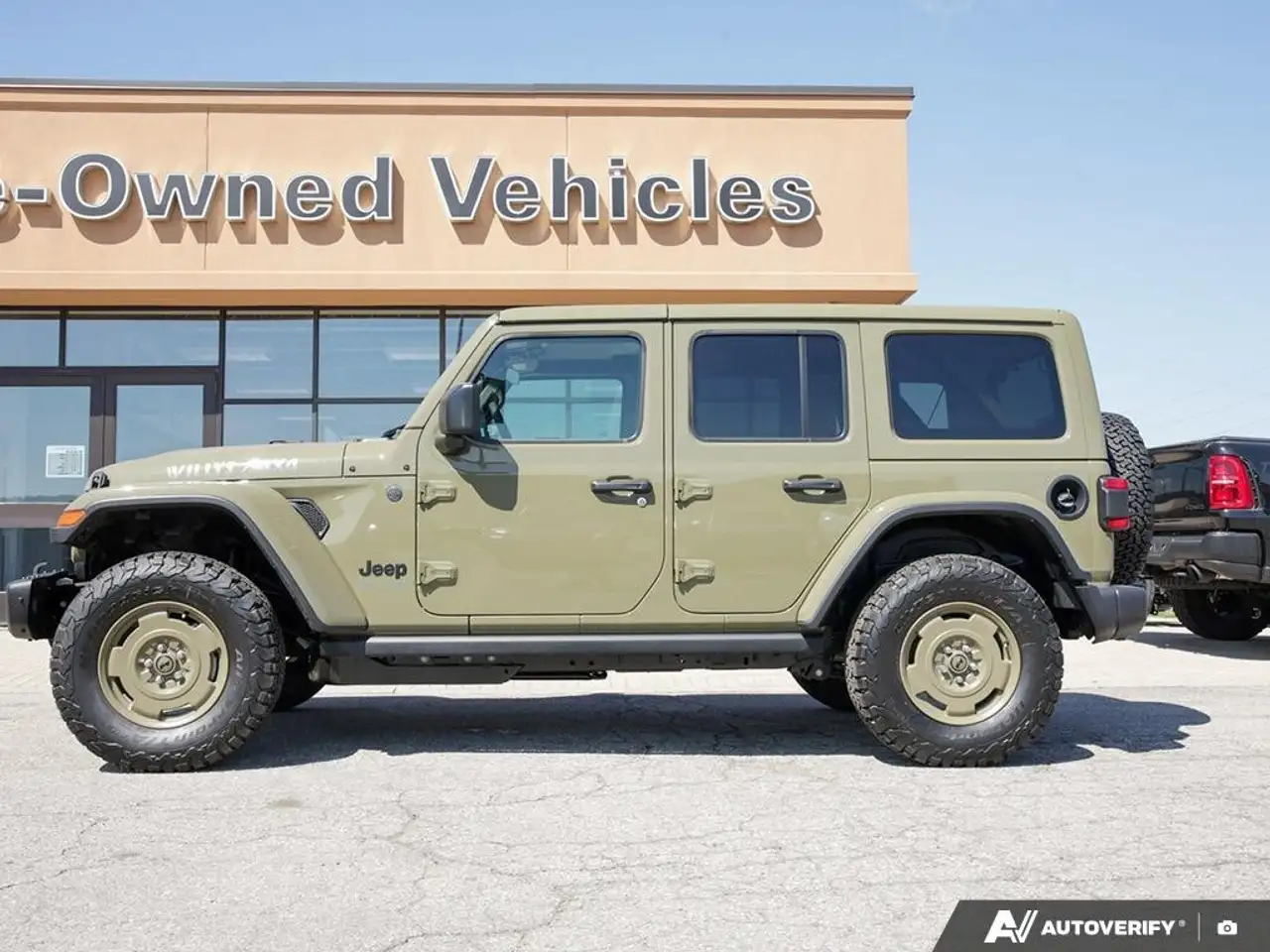 Jeep Wrangler снимка Jeep Wrangler