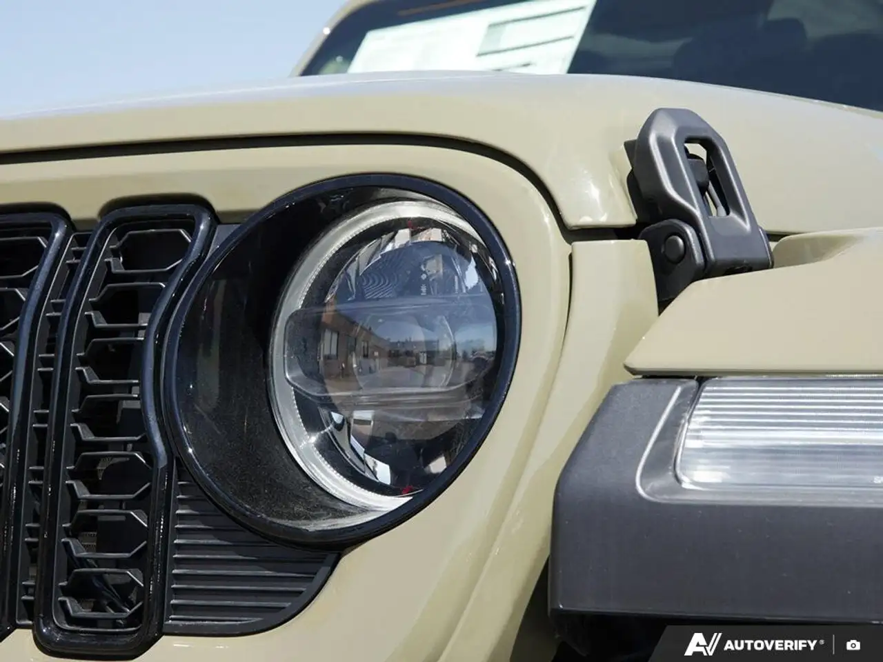 Jeep Wrangler снимка Jeep Wrangler